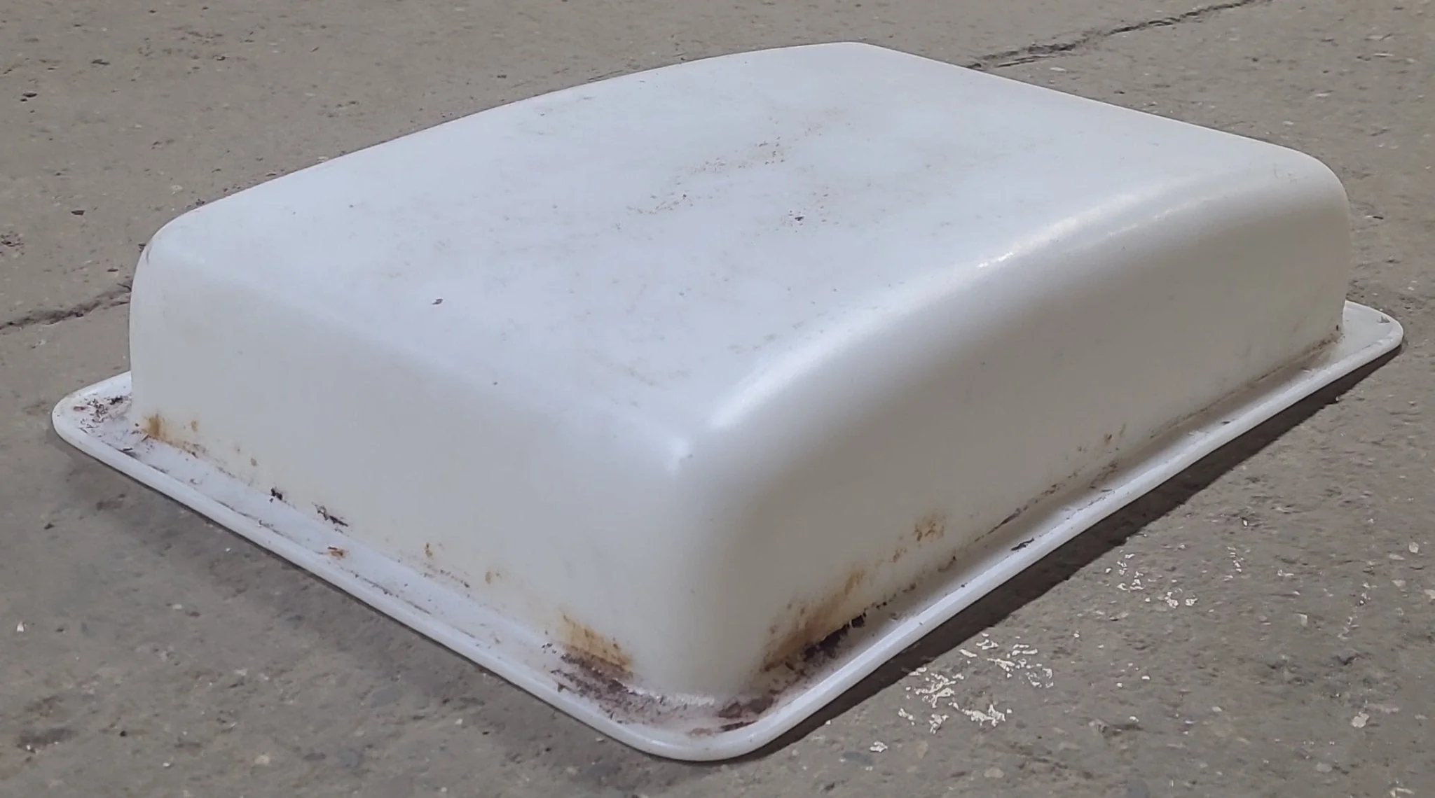 Used Inner Skylight 26 1/2" X 16" - Image 3