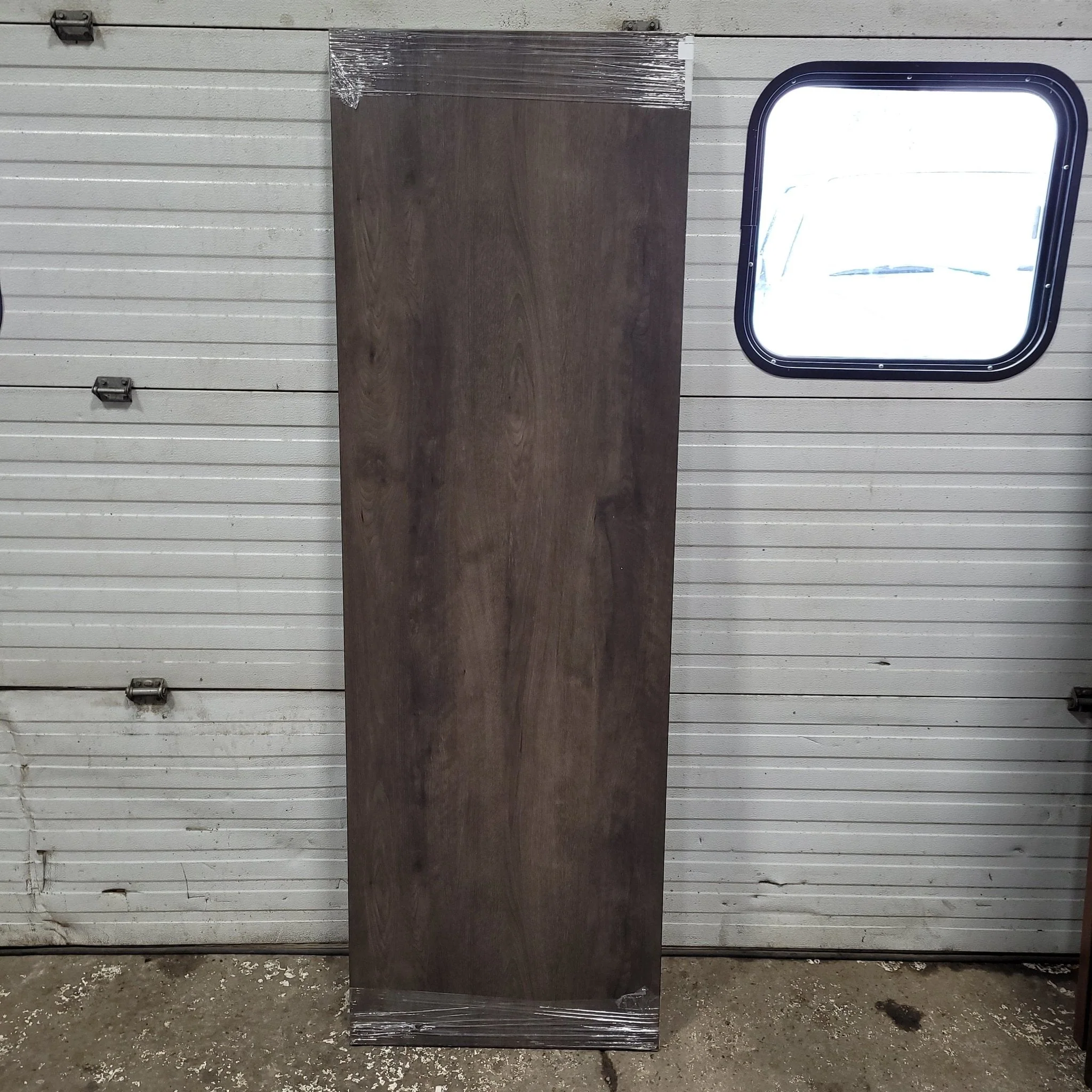 Used Interior Wooden Door 23 3/4" W X 73" H X 1 1/3" D - Image 3