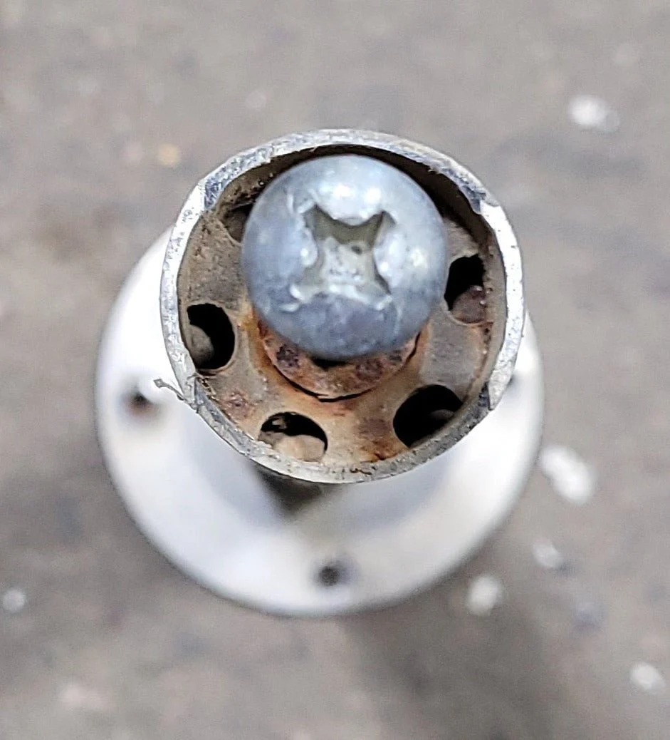 Used Ladder Standoff Assembly- 6 1/2" - Image 3