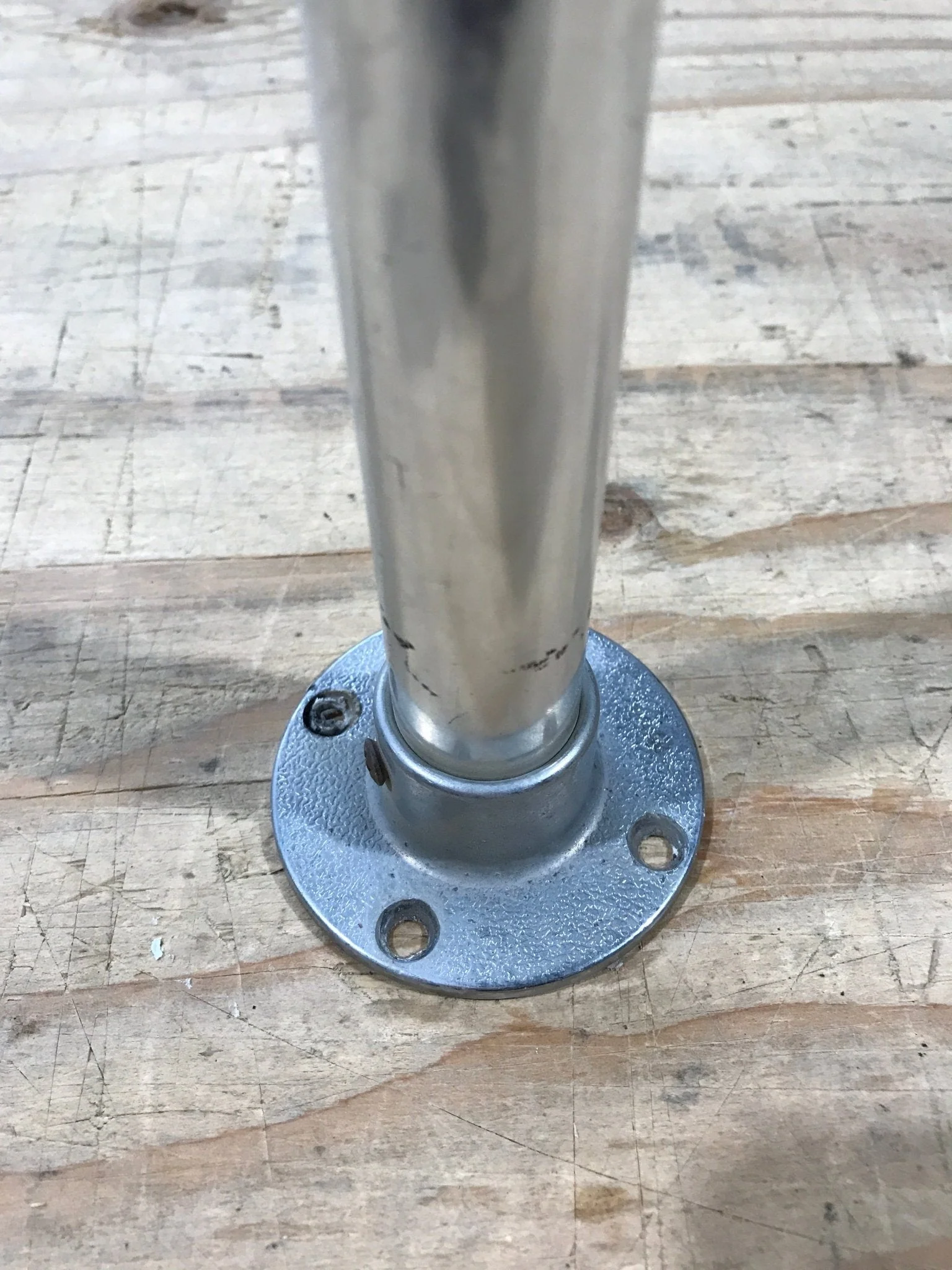 Used Ladder Standoff Assembly- 7 1/4" - Image 3