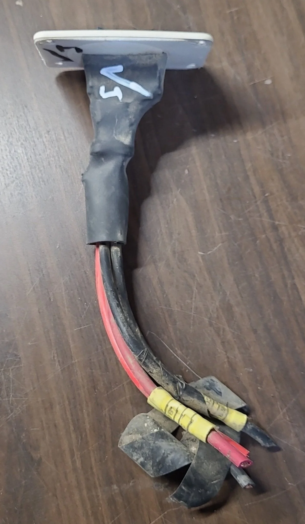 Used Atwood Landing Gear Legs Control Switch - Image 3