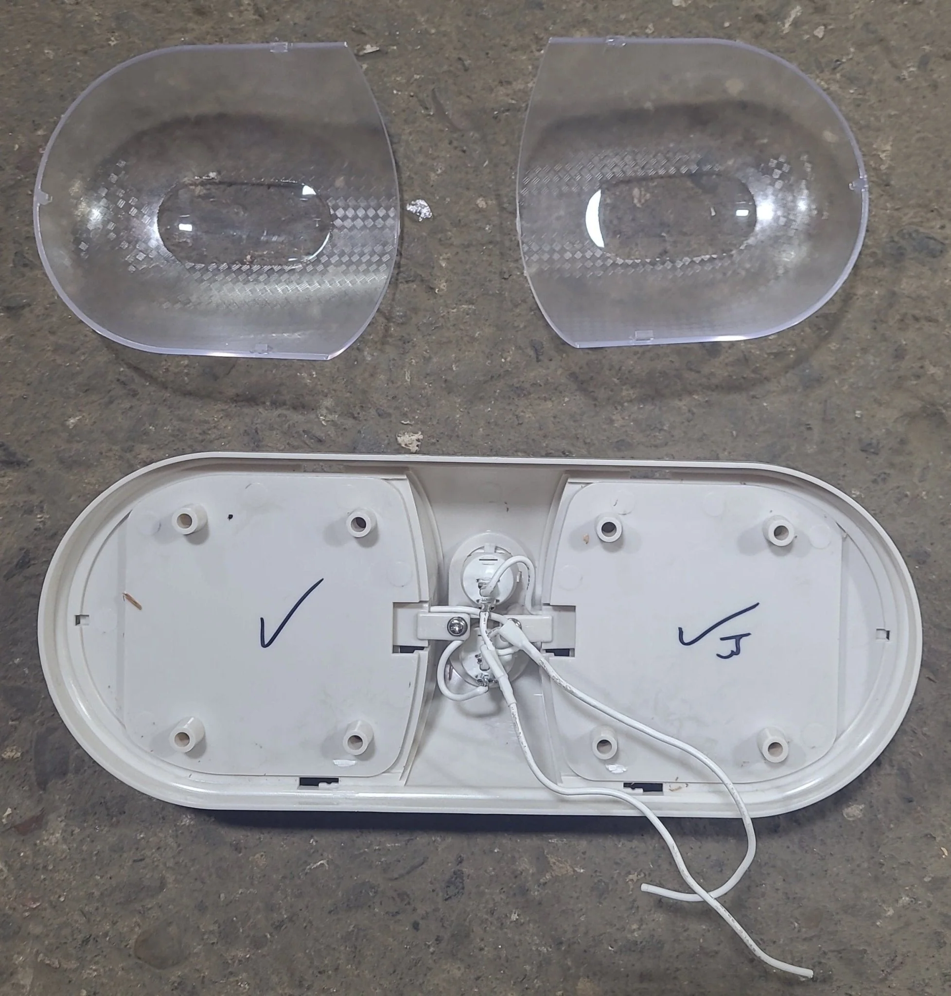Used Light Fixture *DOUBLE* Off- White - Image 3