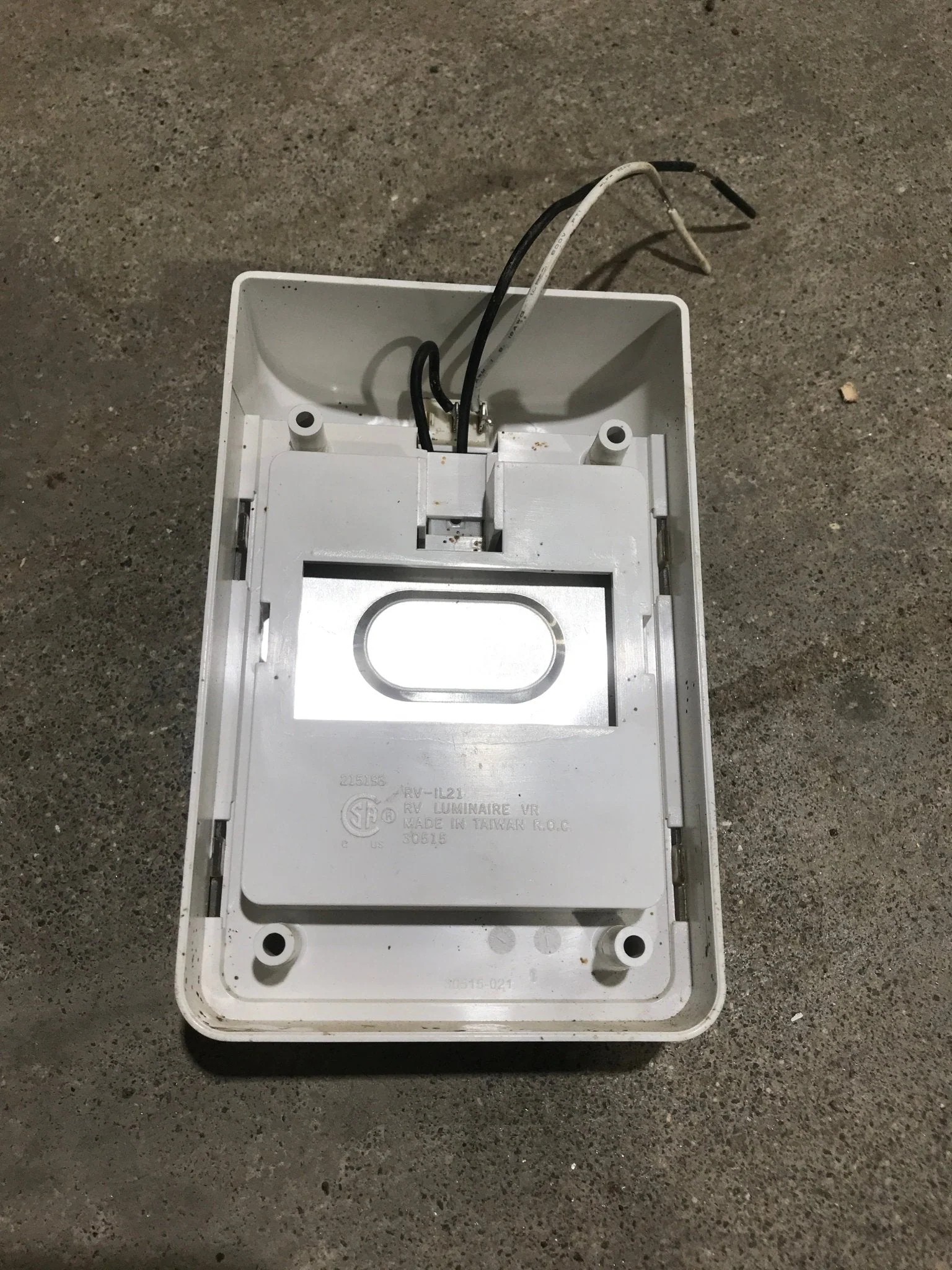 Used Light Fixture *SINGLE* Off - White - Image 3