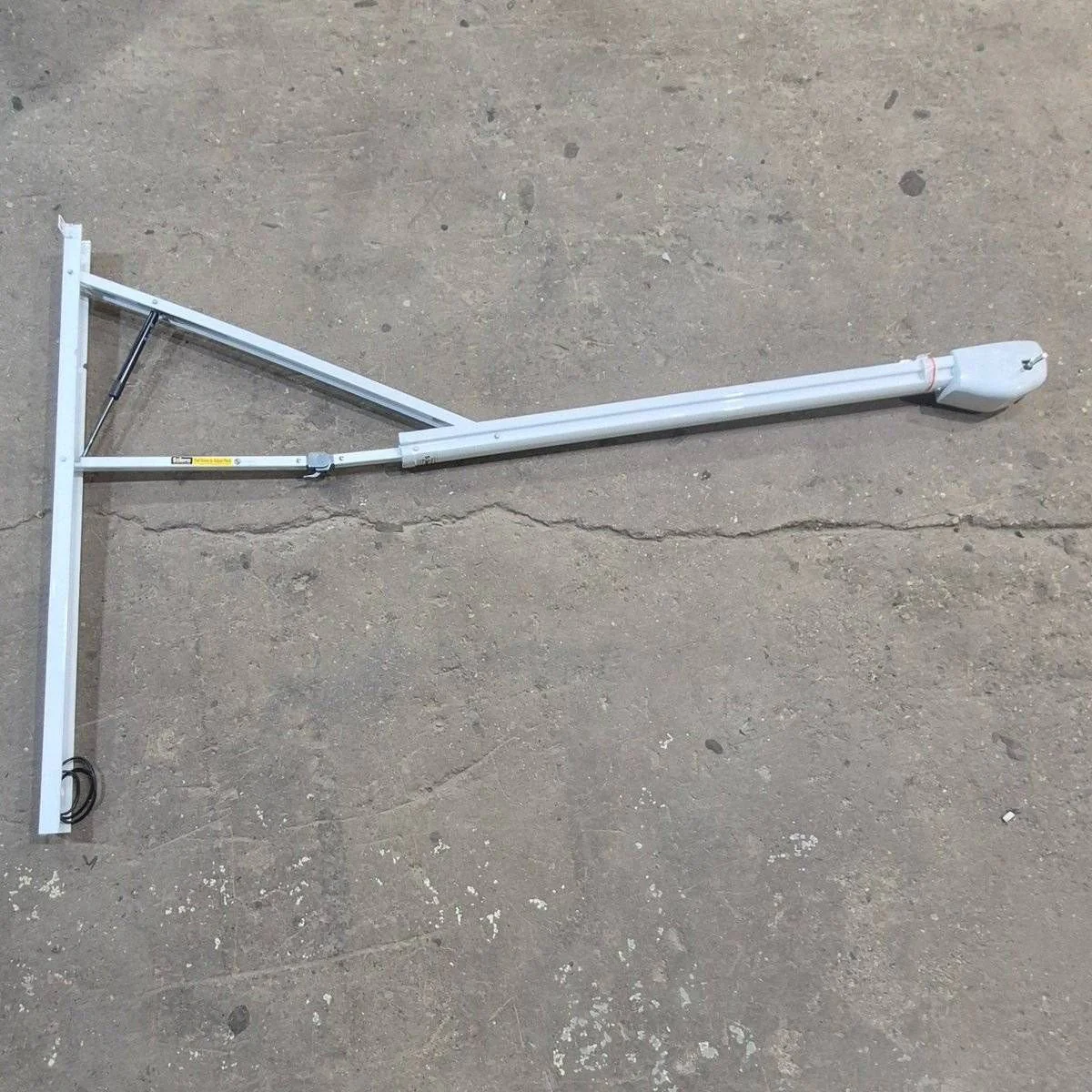 Used Lippert Awning Arm, Drive (Front), White, 59 1/2" - Solera Regal , 672049 (Drive Head) , 688366 (Arm Assembly) - Image 8