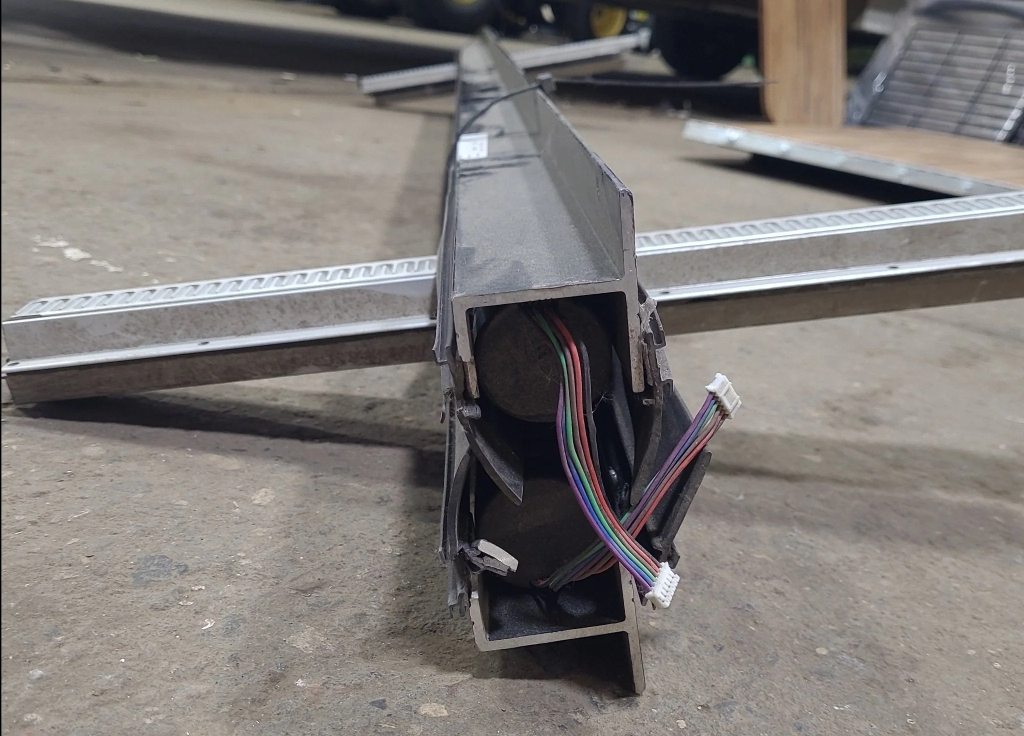 Lippert Slim Rack Slide Out Assembly - Image 5