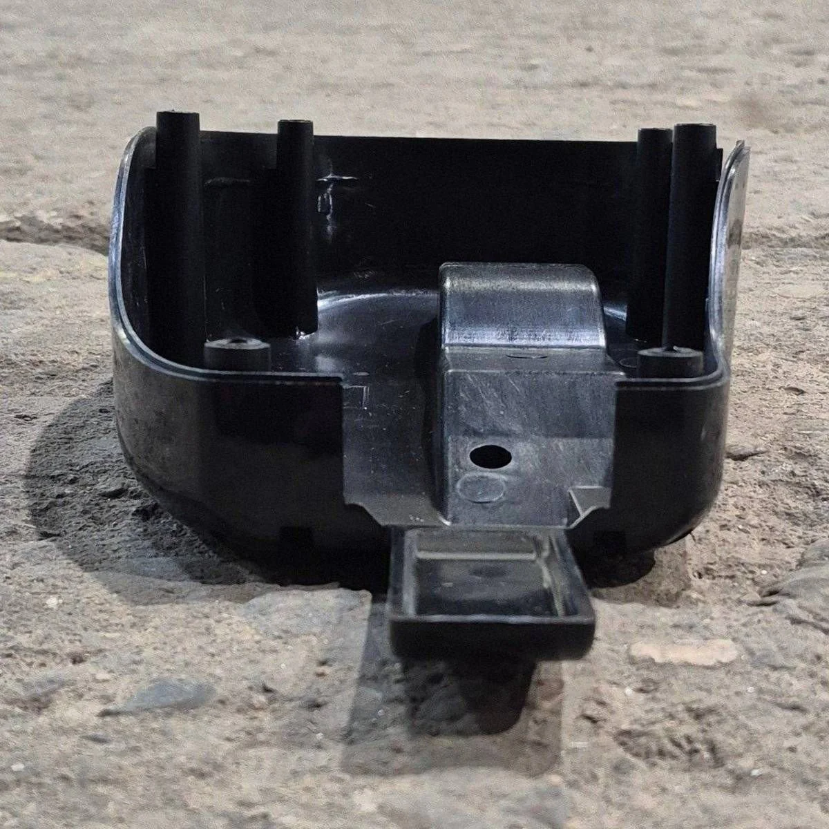 Used Lippert Solera Cover, Back Side, Idler/ Rear, Black - 289567 - Image 5