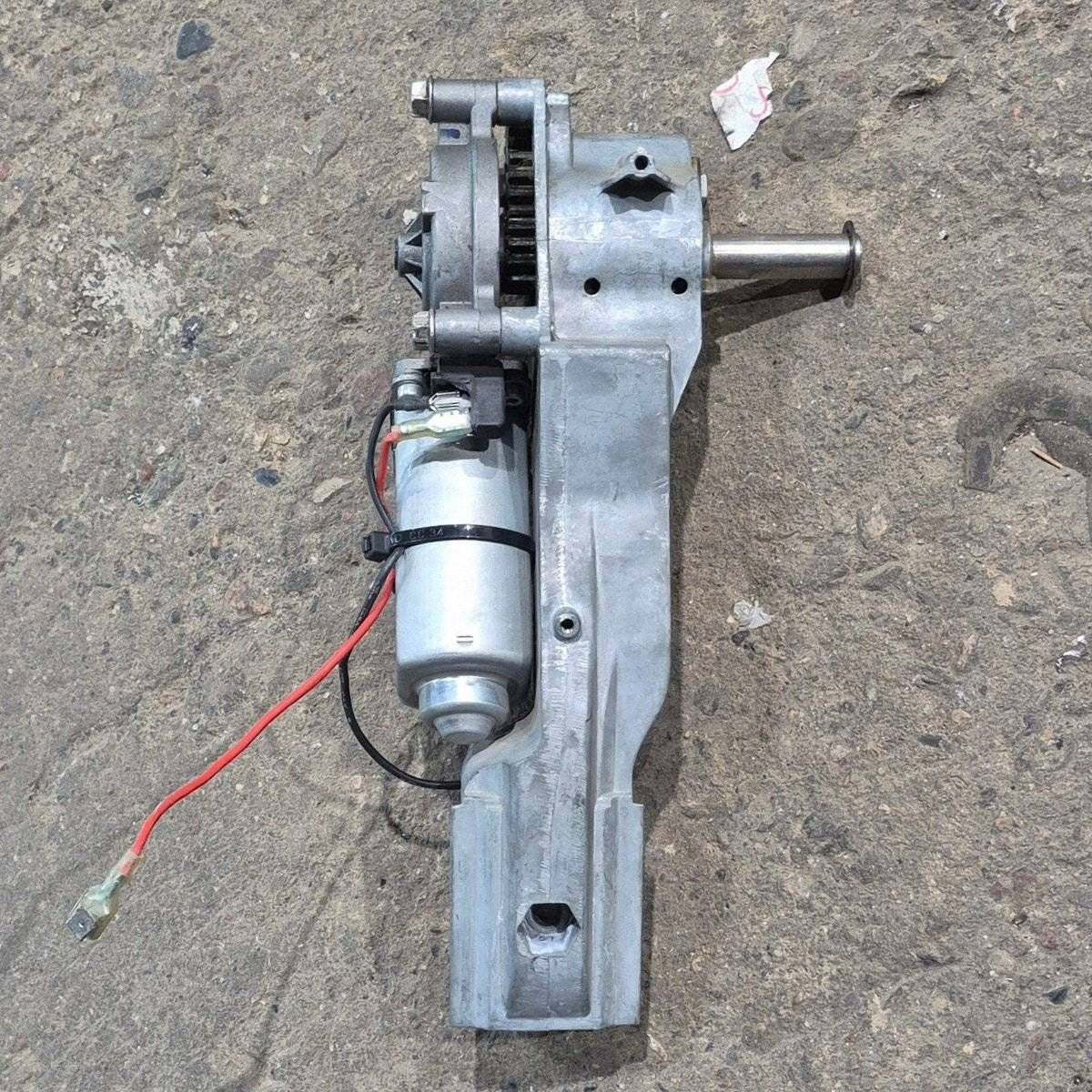 Used Lippert Solera Replacement Motor - 266149 - Image 3