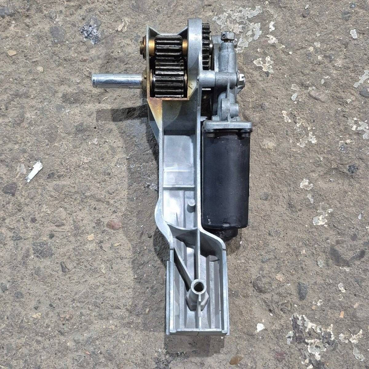 Used Lippert Solera Replacement Motor - 266149