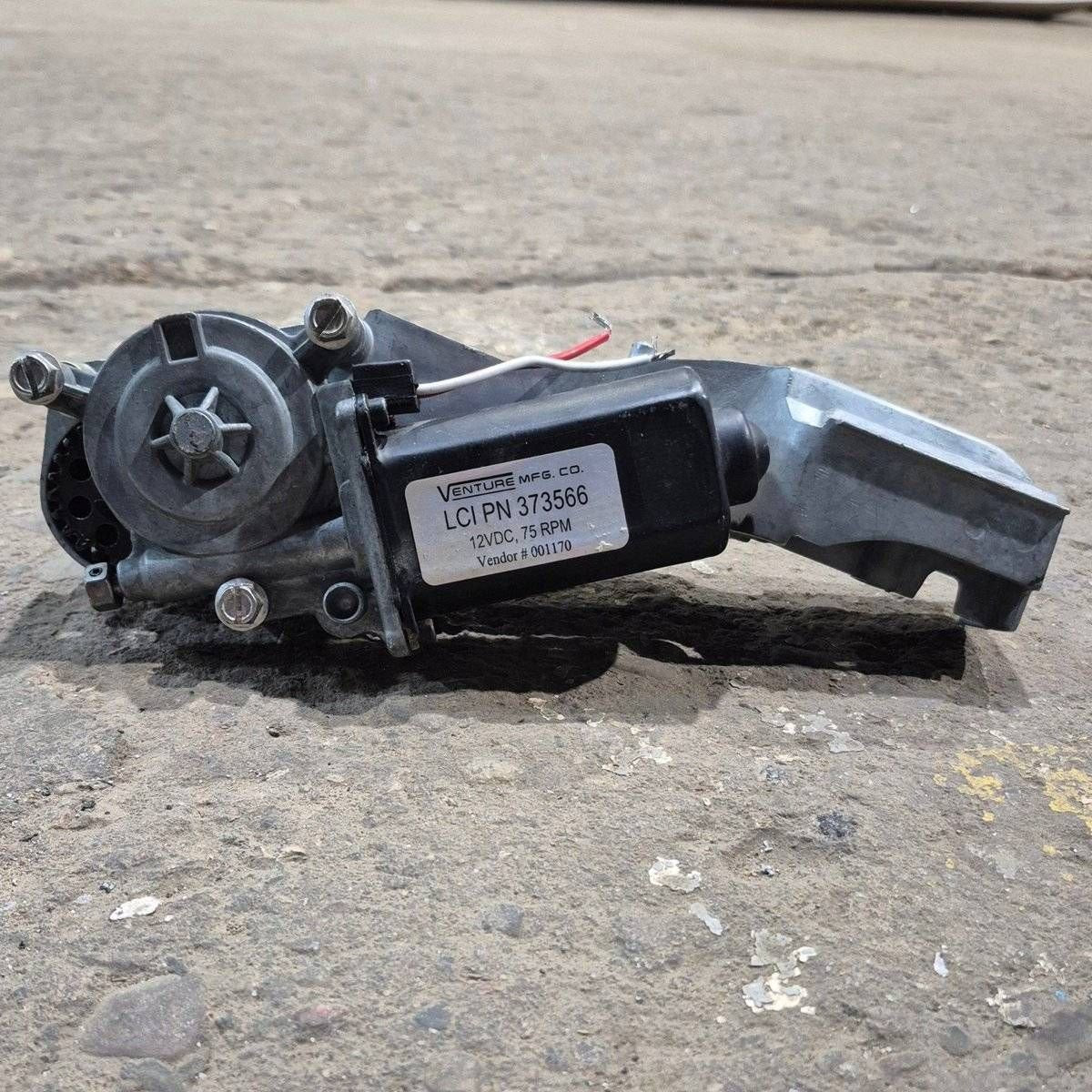 Used Lippert Solera Replacement Motor - 266149 - Image 4