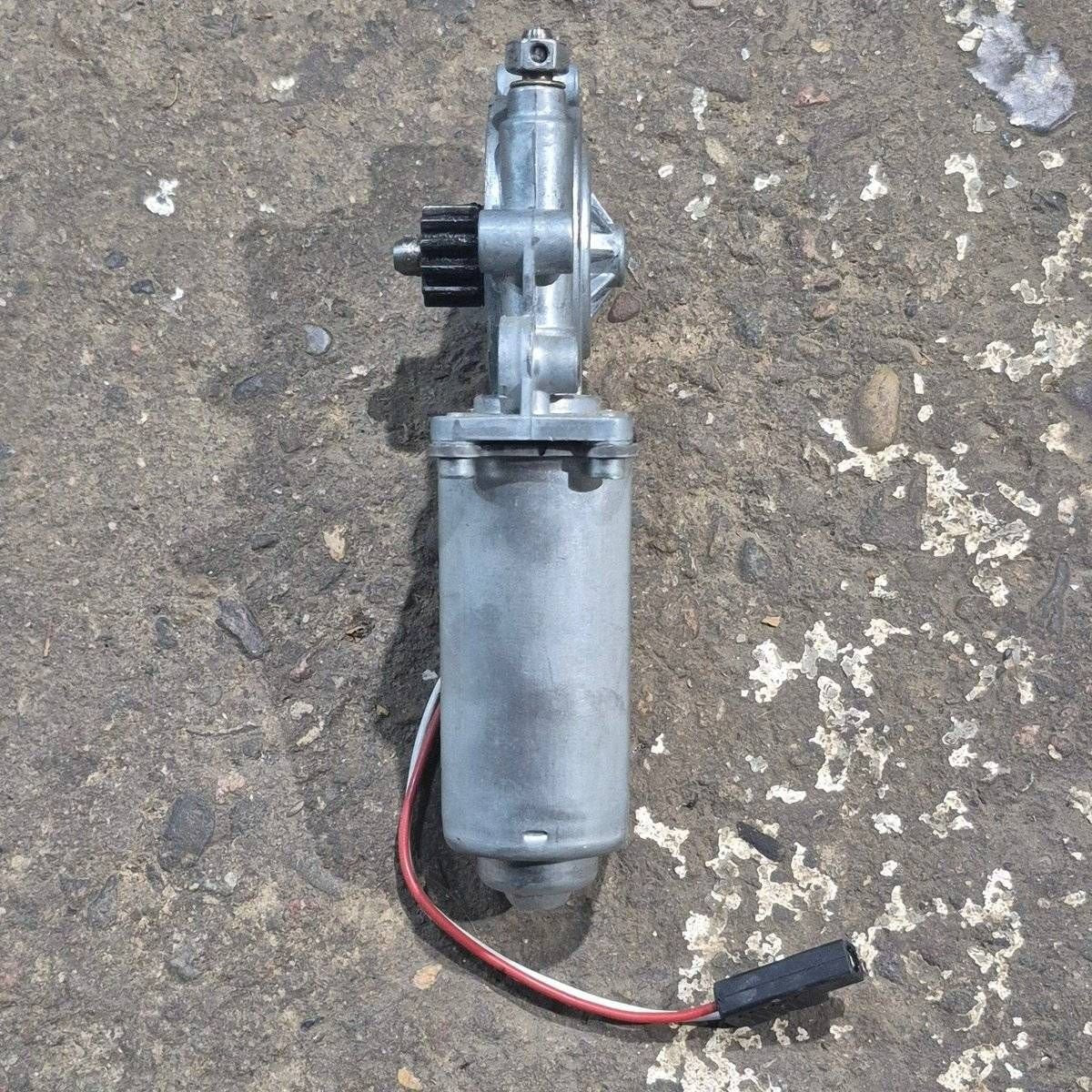 Used Lippert Solera Replacement Motor - 373566 - Image 2