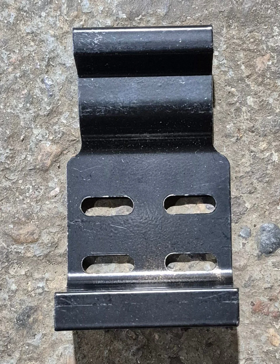 Used Lippert Solera Upper Bracket - 384965 - Image 3