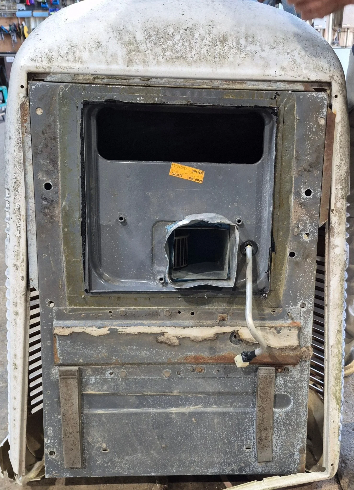 Used Mach 1 Coleman Air Conditioner, Complete, 13500 BTU, Cool Only, 3 BOLT MOUNT - 6747-707 - Image 12