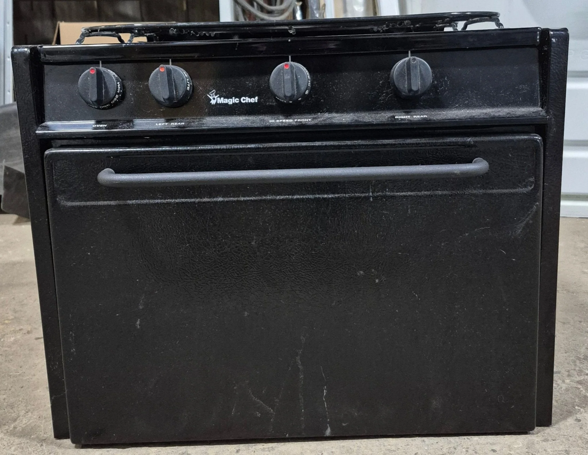 Used Magic Chef 3 Burner RV Range / Cooktop - CLY1631BDB