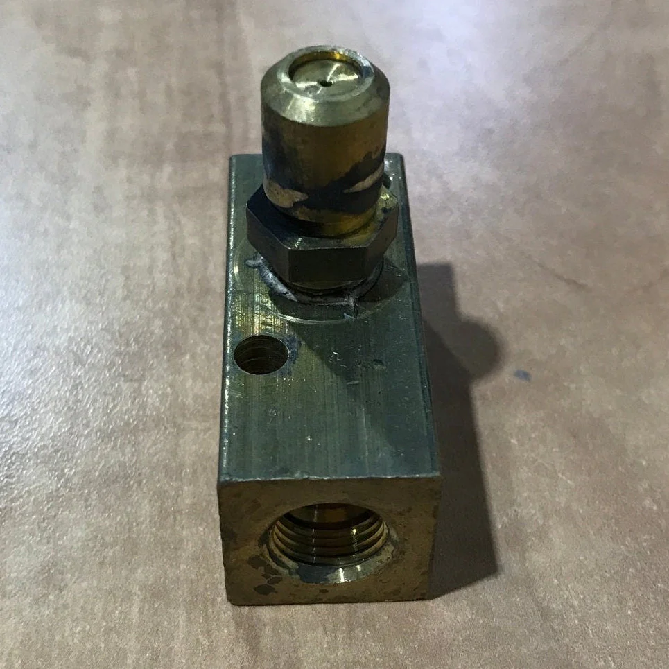 Used Magic Chef Block Elbow assembly 74009864 - Image 2