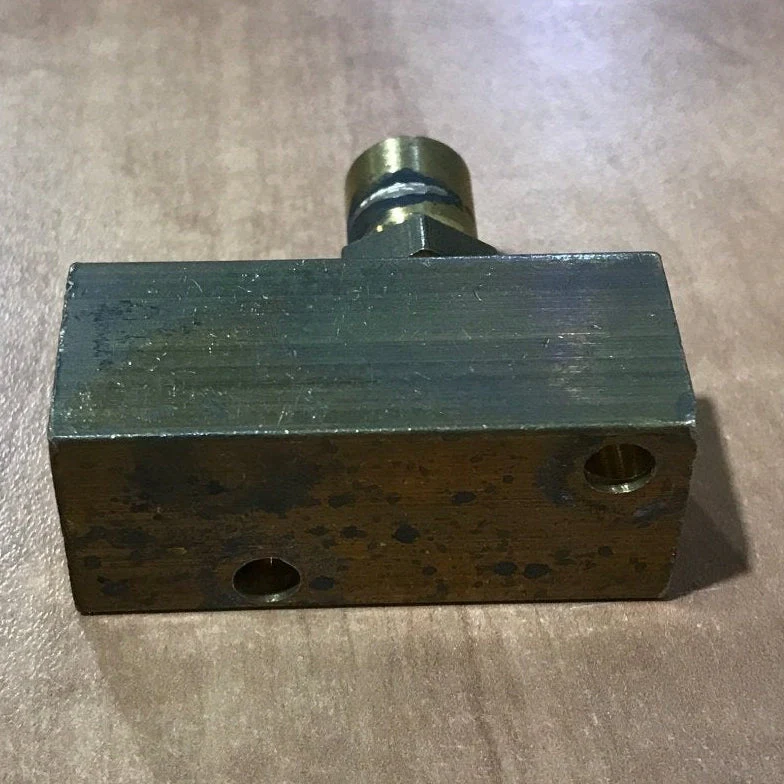 Used Magic Chef Block Elbow assembly 74009864 - Image 3