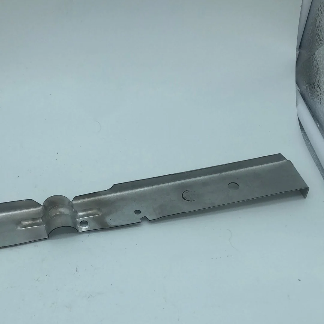 Used Magic Chef Oven Burner support 74001834 - Image 4