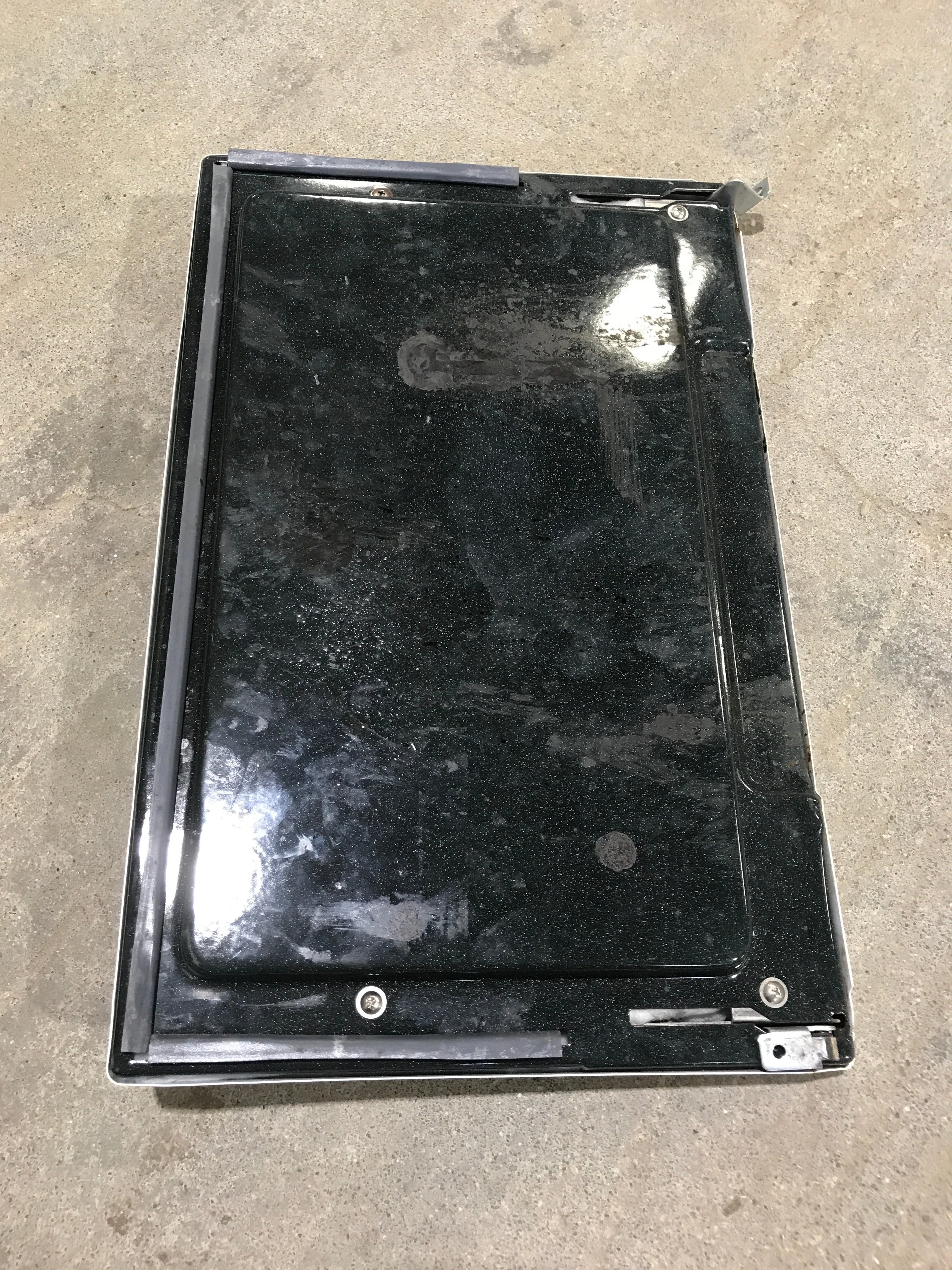 Used Magic Chef Oven Door 2401F12671 (WHITE FACEPLATE) - Image 7