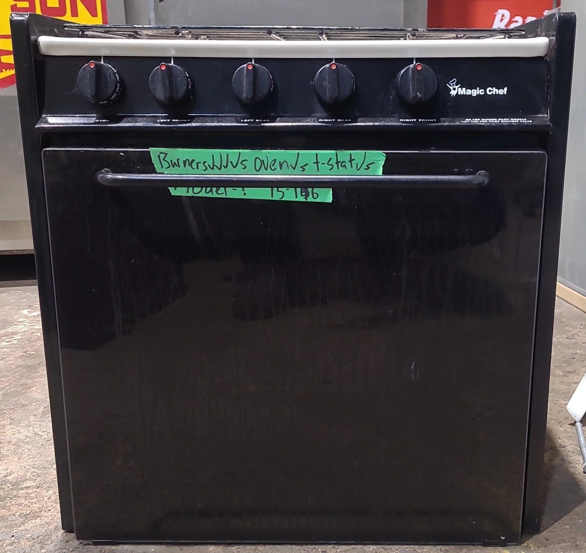 Used Magic Chef Range 4-Burner, 22" H - 22RA-4Z