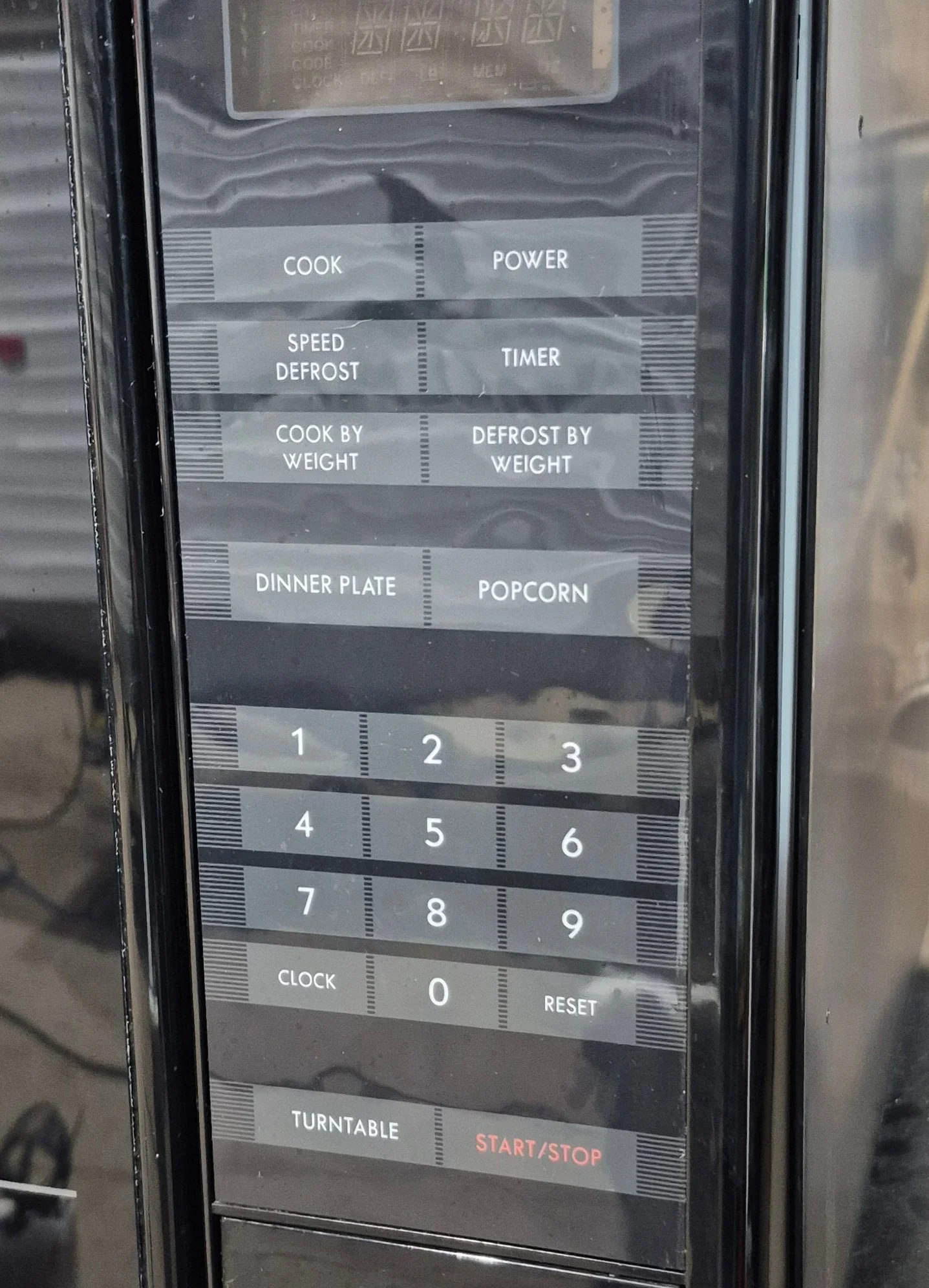 Used Magic Chef RV Microwave - 21 3/4" W x 13 3/4" H x 12 1/2" D - Image 2