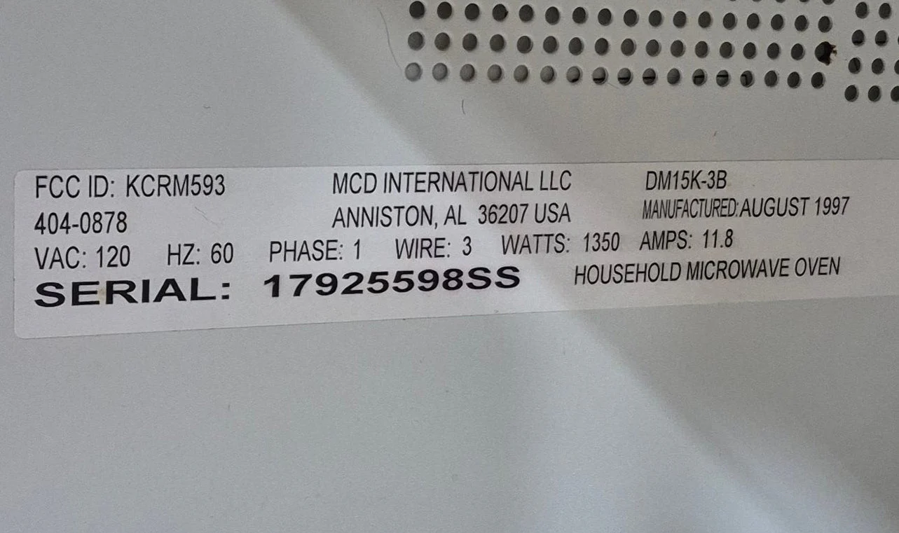 Used Magic Chef RV Microwave - 21 5/8" W x 14" H x 12 1/2" D - Image 5