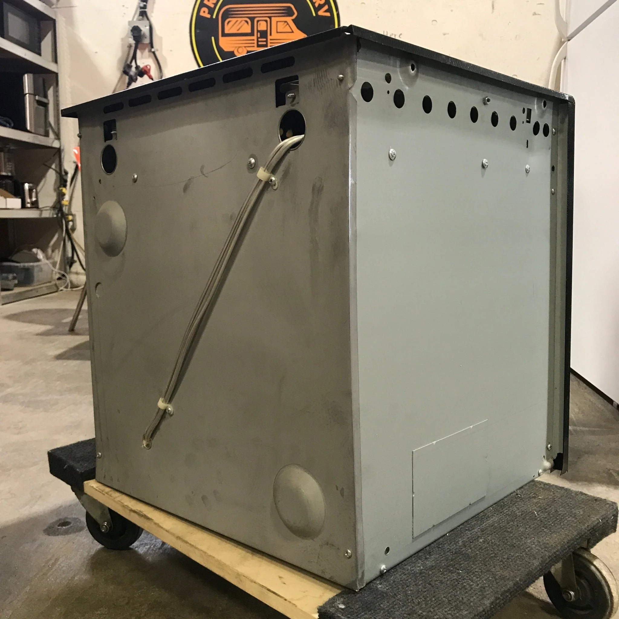 Used Magic Chef RV Range, 3 Burner - 22TW-3BZ - Image 7