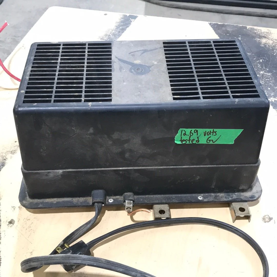 Used MAGNETEK Converter Charger - Image 3