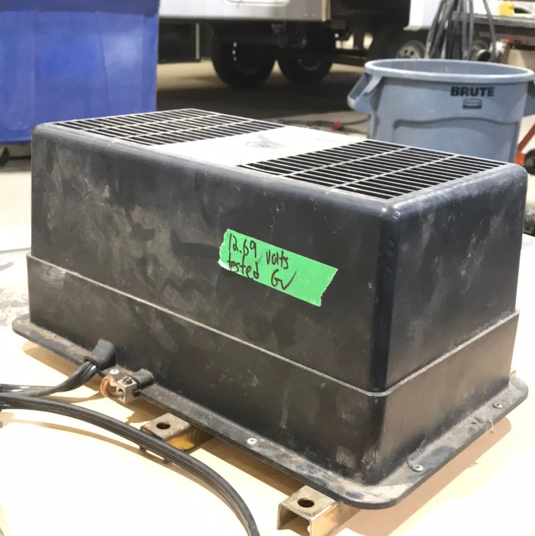 Used MAGNETEK Converter Charger - Image 4