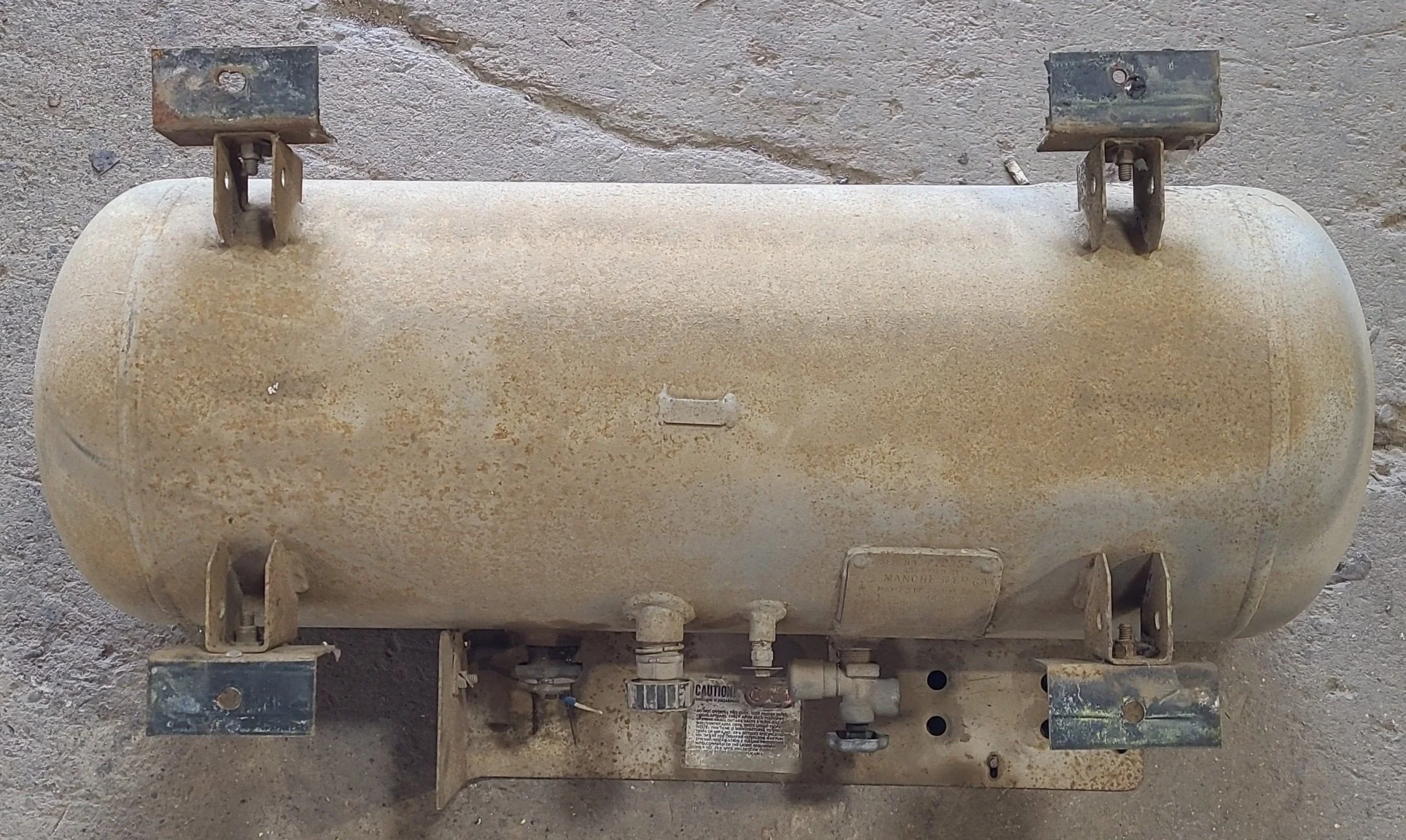 Used Manchester Tank 66667 Permanent Mount Propane Tank - Image 3