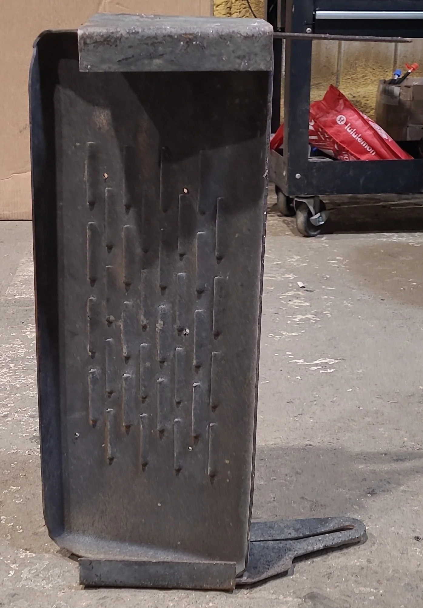 Used Manual Single Fold Step - Image 4