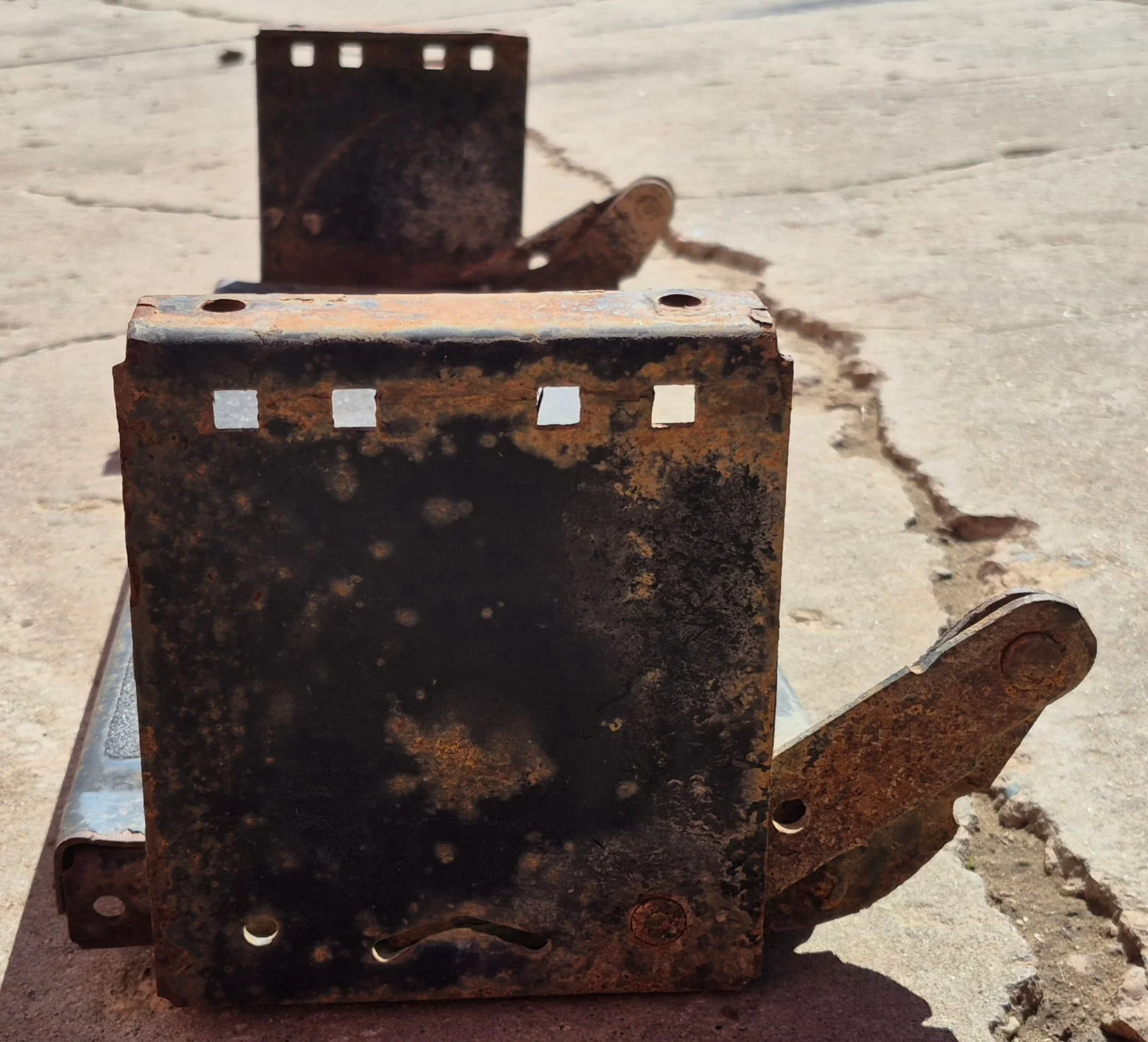 Used Manual Single Fold Step - Image 3