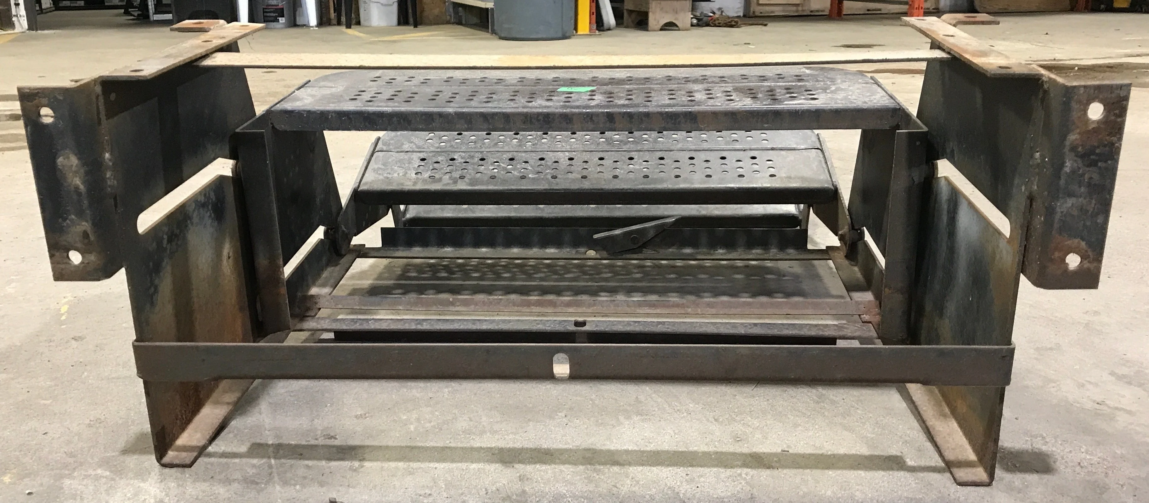 Used Manual Triple Fold Step - Image 3