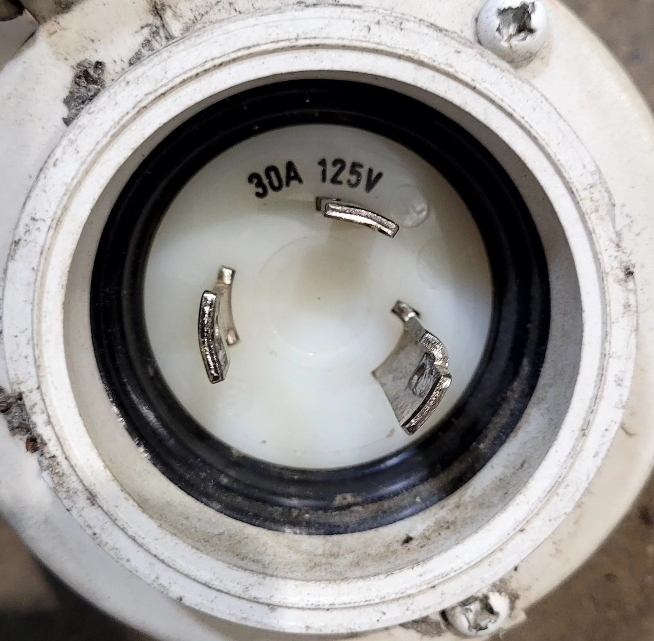 Used Marinco L5-30 Receptacle - Image 3