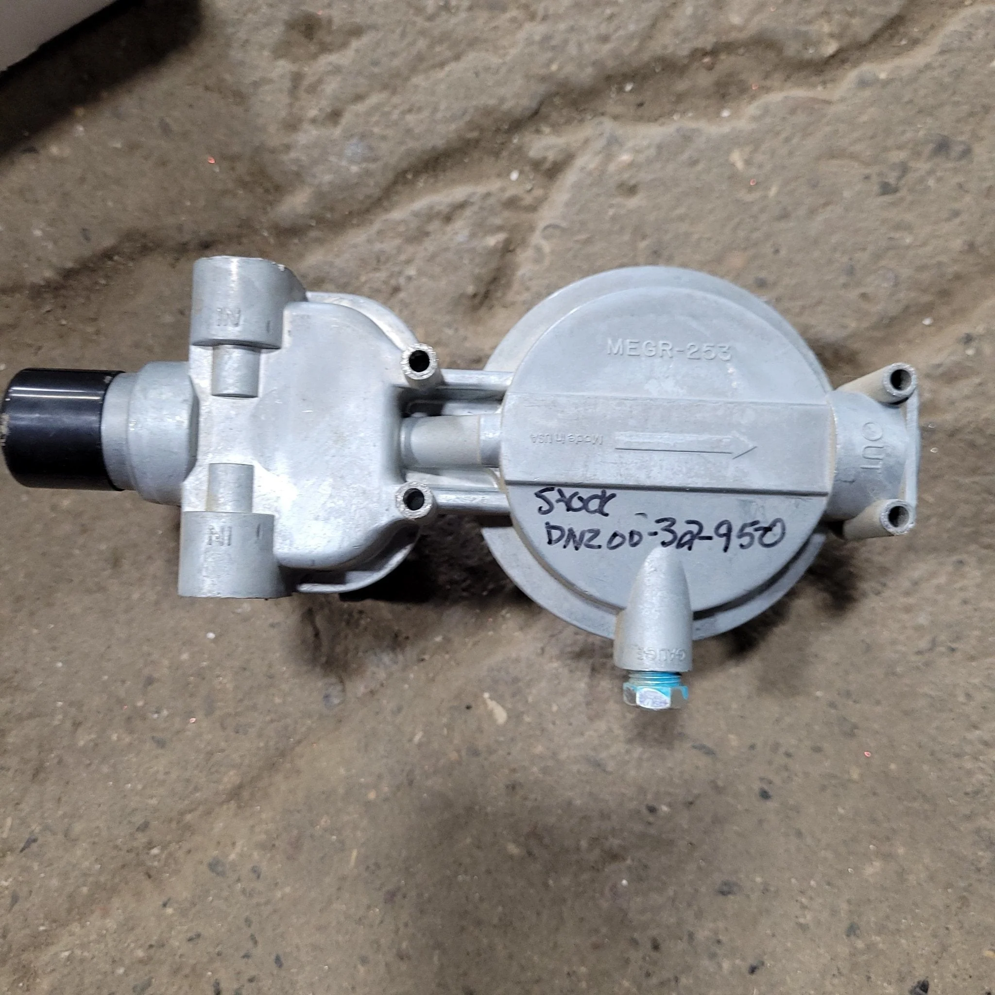 Used Marshall Propane Regulator Model 250 - Image 2