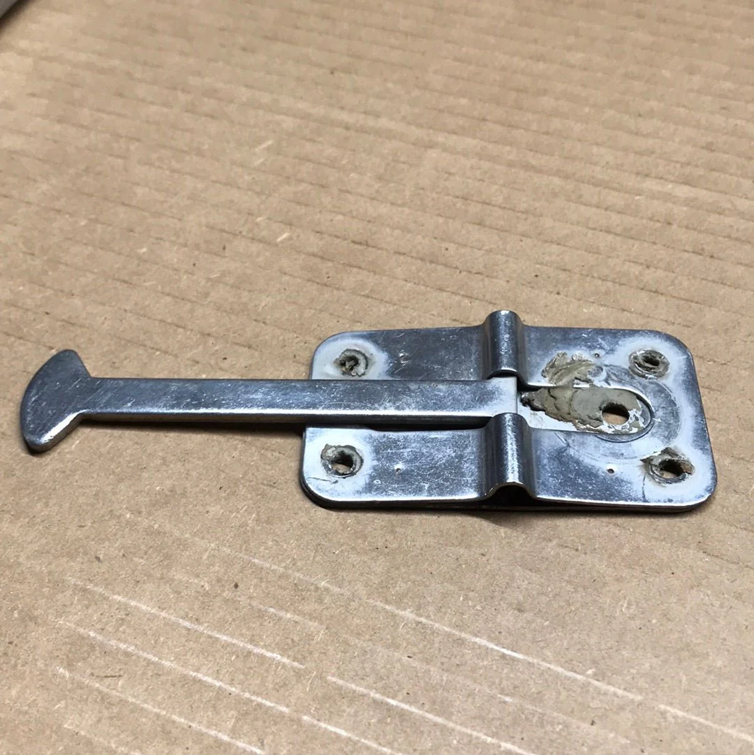 Used Metal T-style Door Holder Arm Side - Image 2