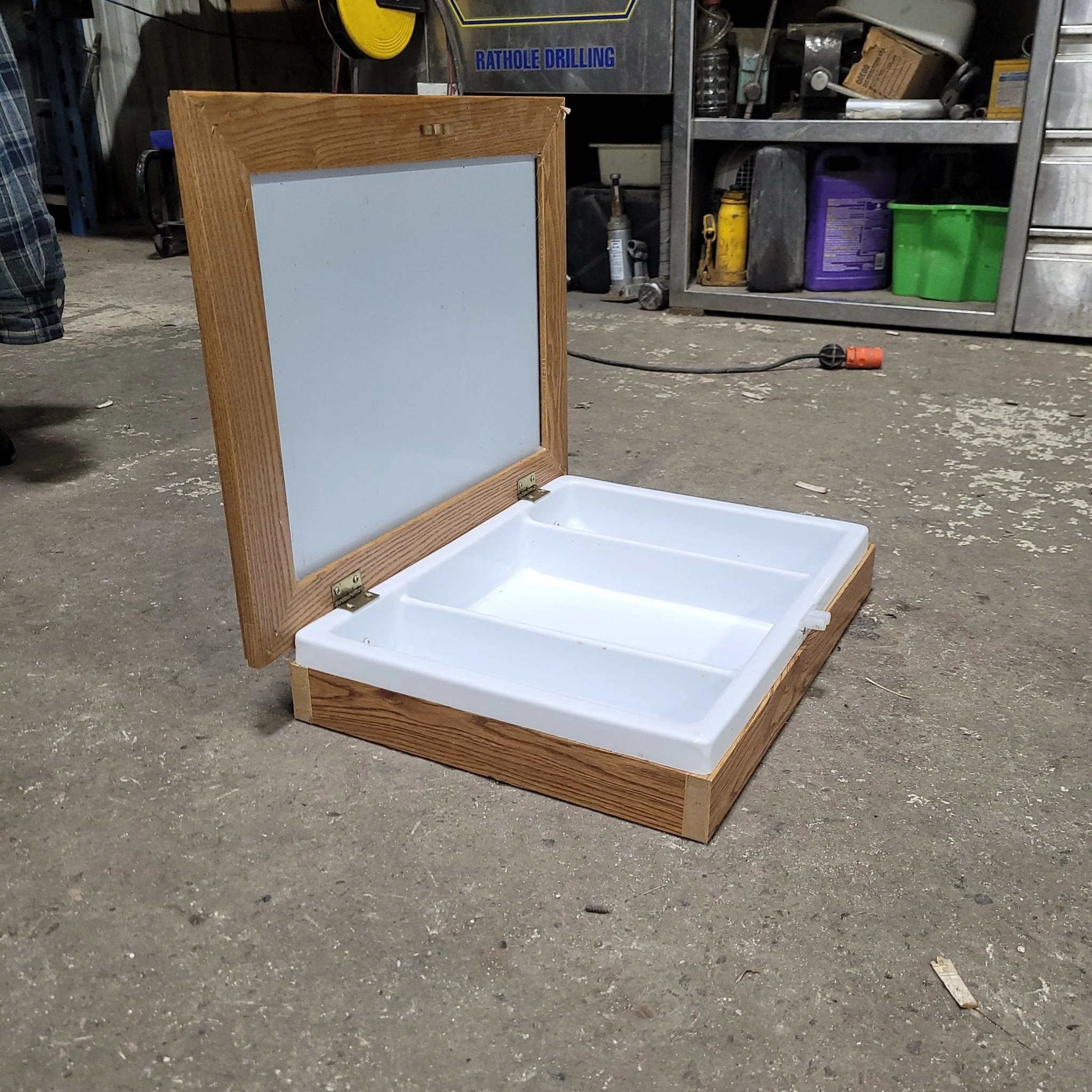 Used Mirrored Medicine Cabinet - Image 4