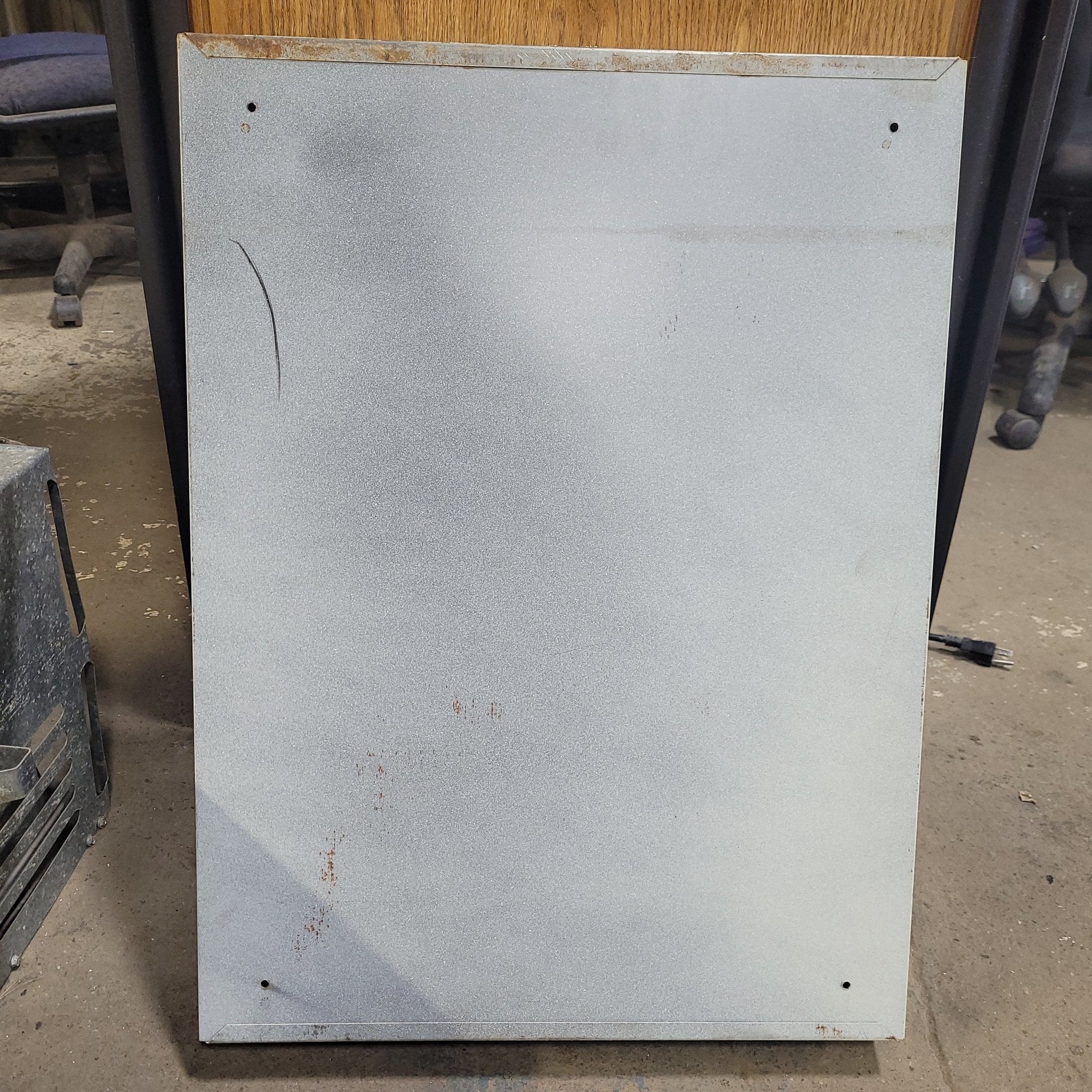 Used Mirrored Medicine Cabinet - Image 5