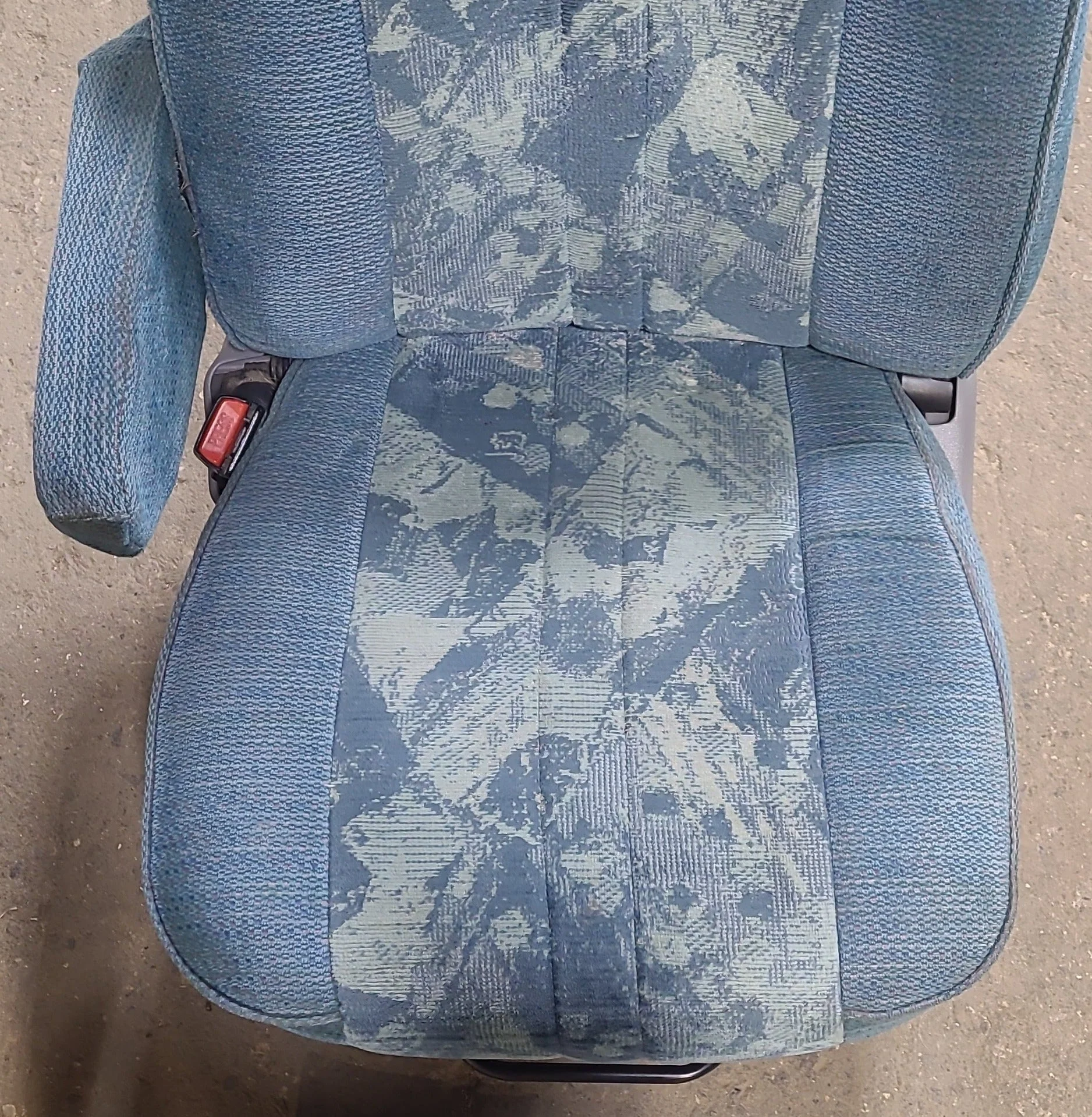 Used Motorhome Captain Chair Set - Image 4