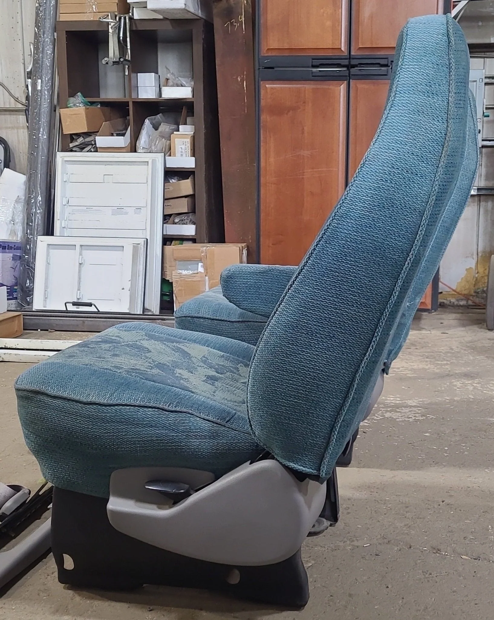 Used Motorhome Captain Chair Set - Image 7