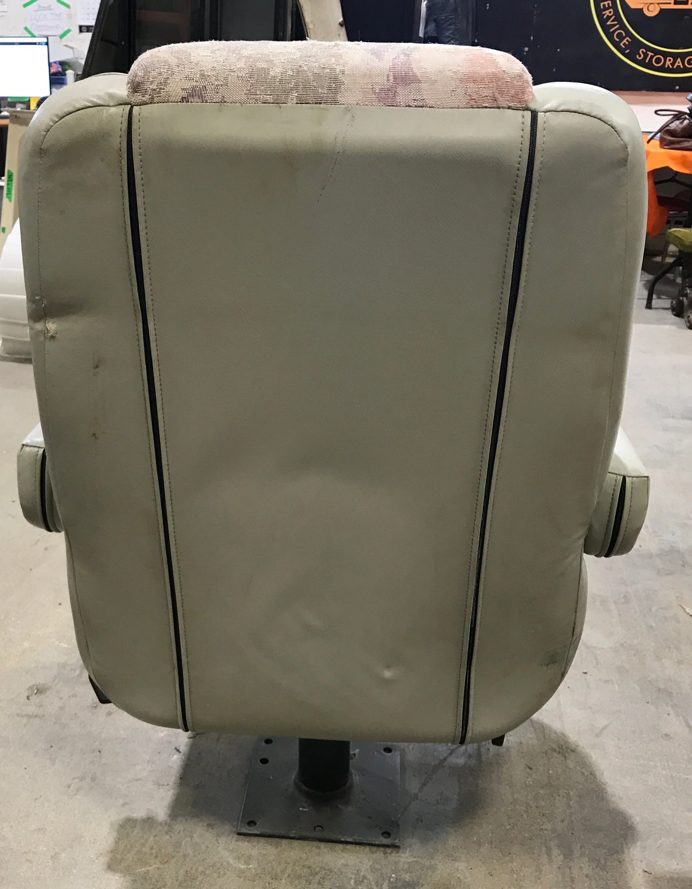 Used Motorhome Drivers Captain Chair - Image 7