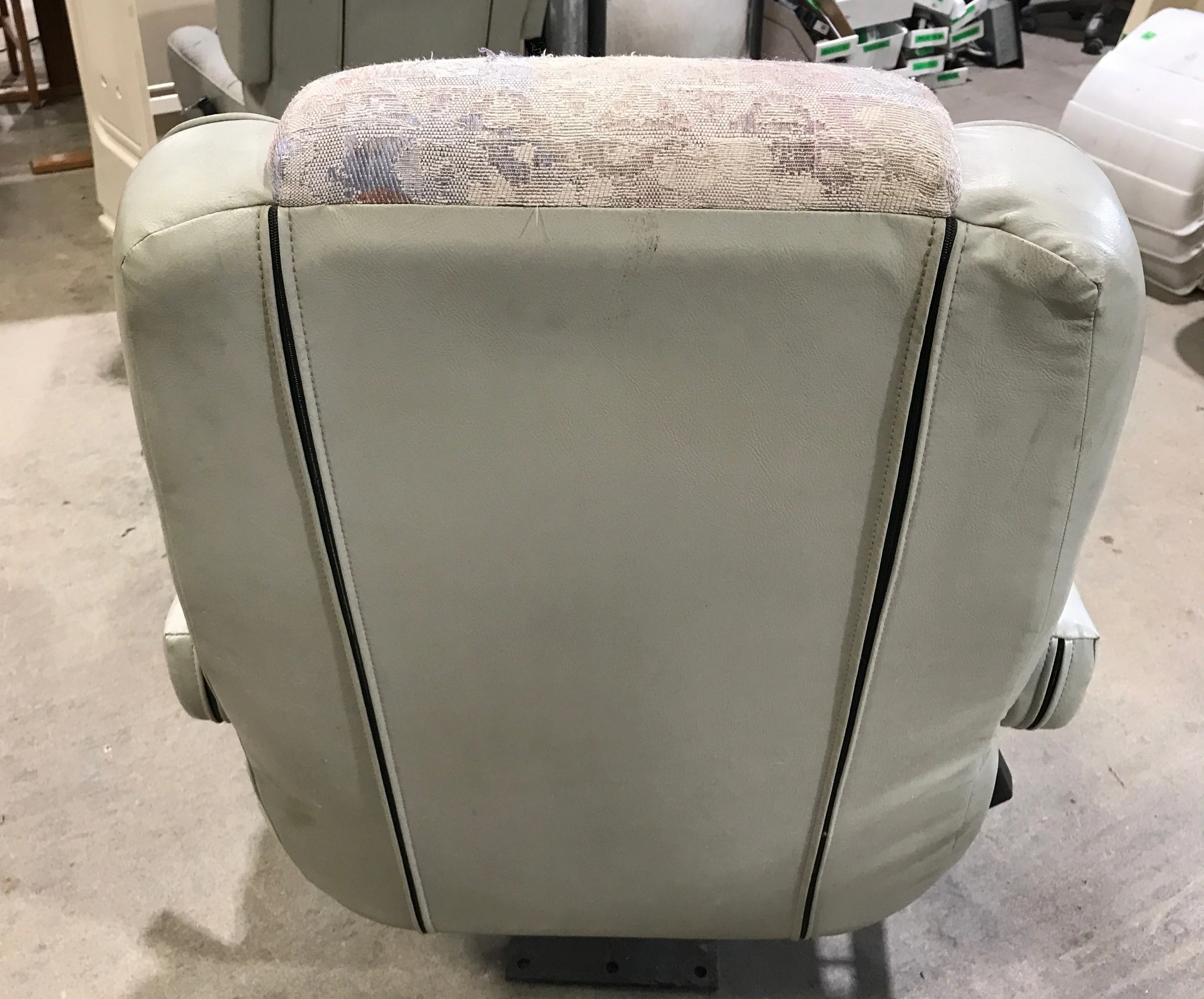 Used Motorhome Passenger Captain Chair - Image 5