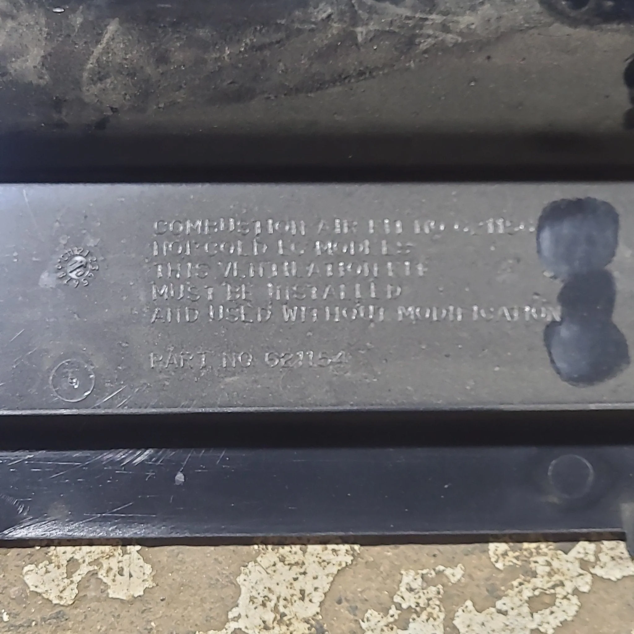 Used Norcold 621154- Air Intake Side Refrigerator Vent- NO FRAME - Image 4
