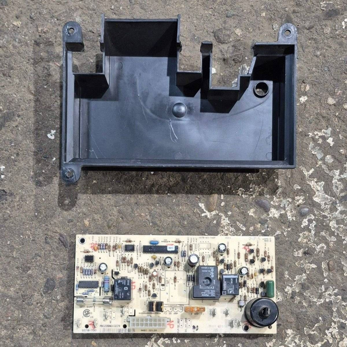 Used Norcold Control Board - 621267 - Image 4