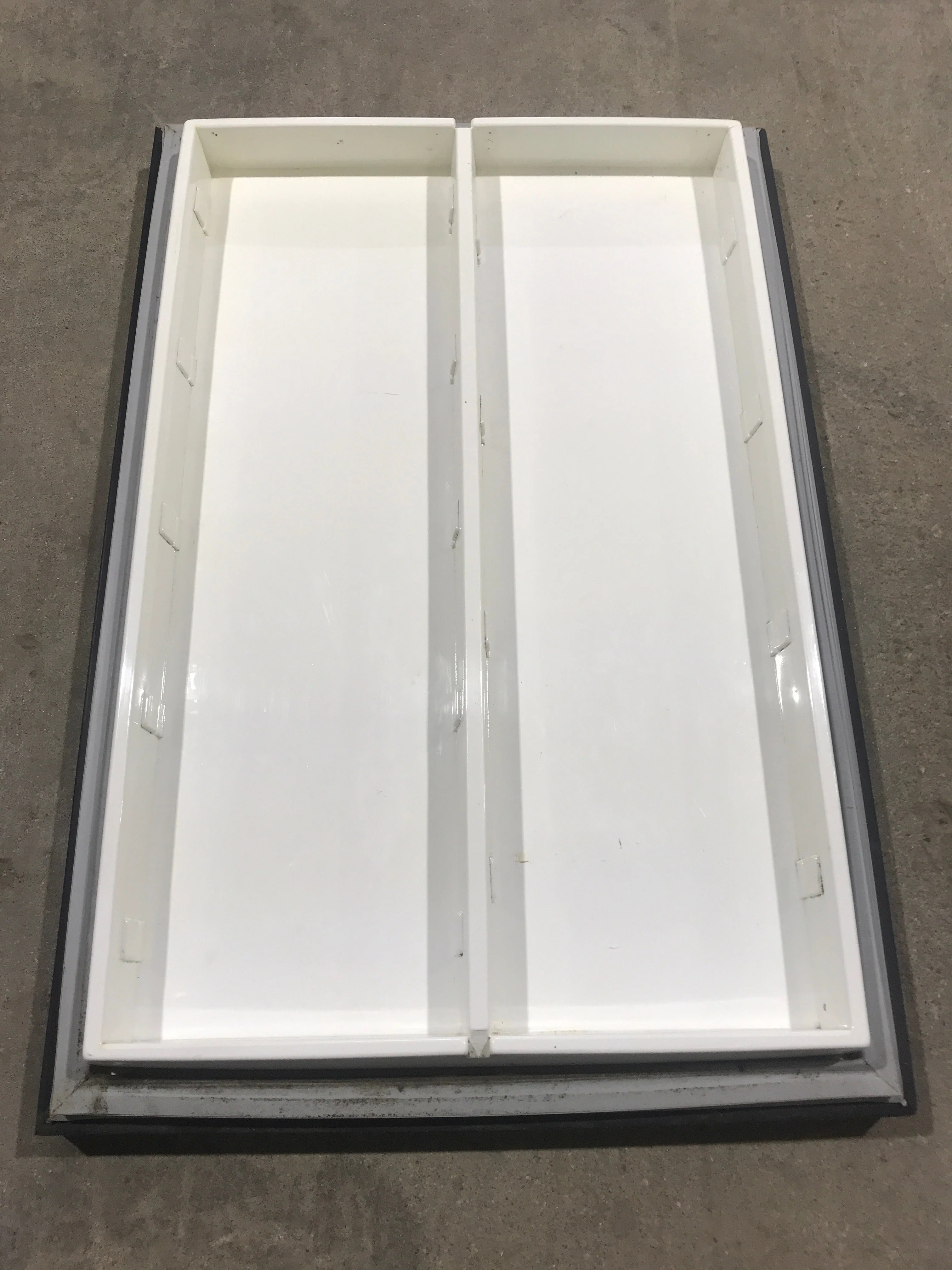 Used Norcold Refrigerator Door - 61690038 - Image 2