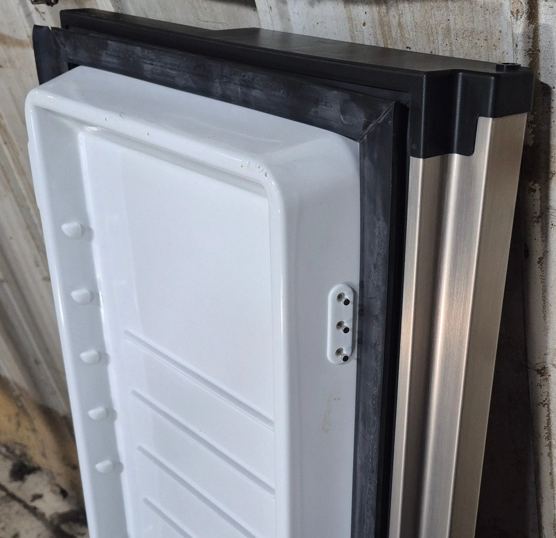 Used Norcold Refrigerator Lower Left Side Door - 627943 - Image 3