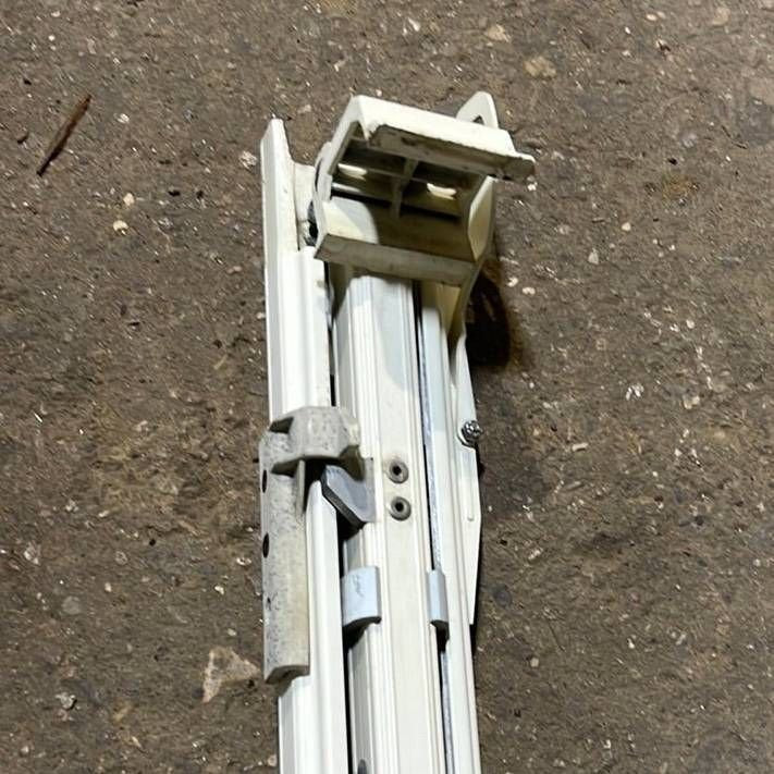 Used Norseman Awning Arm, Right (Front), Off-White, 67" - Sunburst Classic Plus - Image 7