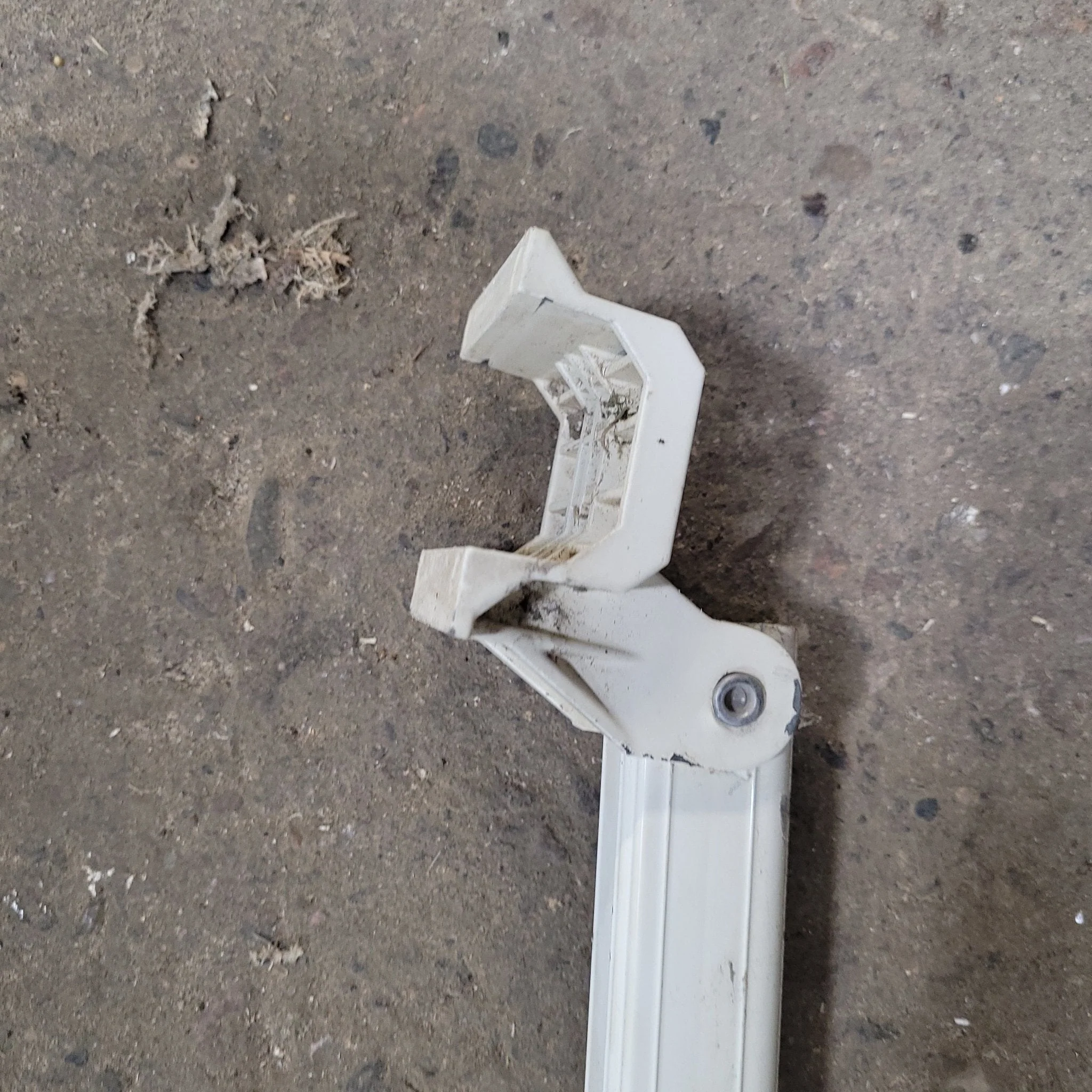 Used NORSEMAN Sunburst Awning Upper Rafter Arm - Image 10