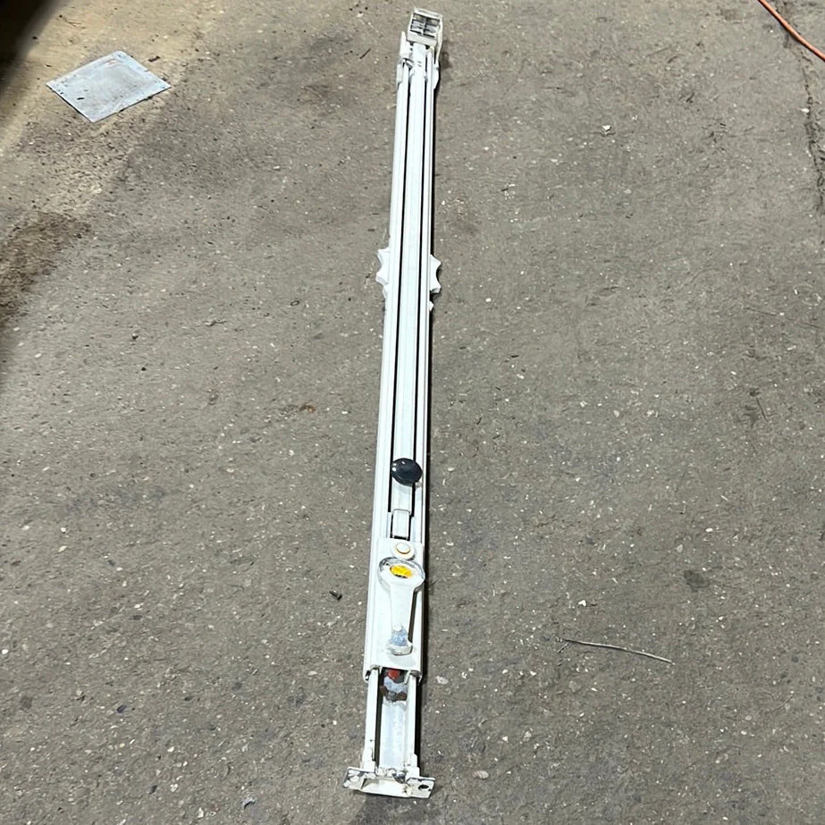 Used Norseman Awning Arm, Right (Front), Off-White, 67" - Sunburst Classic Plus - Image 5