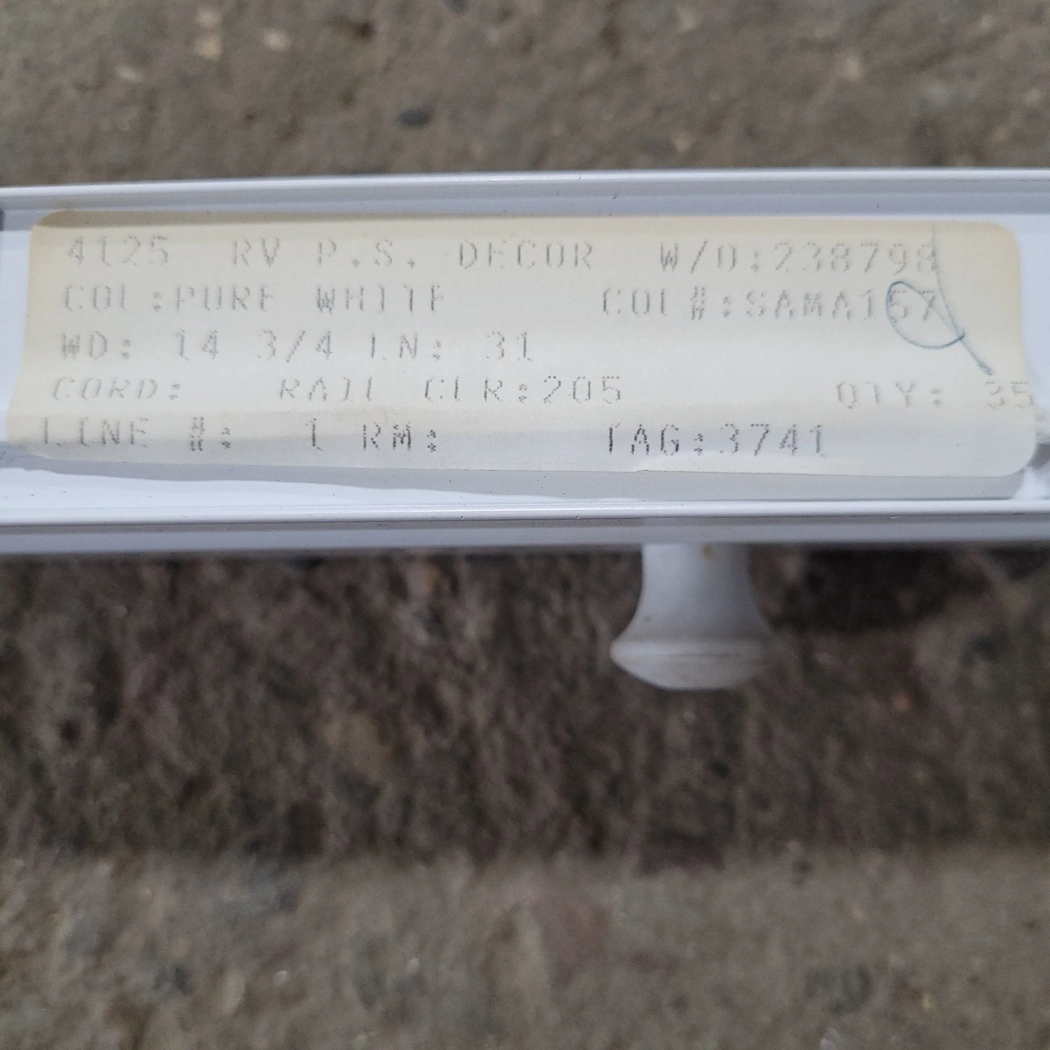 Used Off-White Skylight Blind 14 3/4" W X 31" L