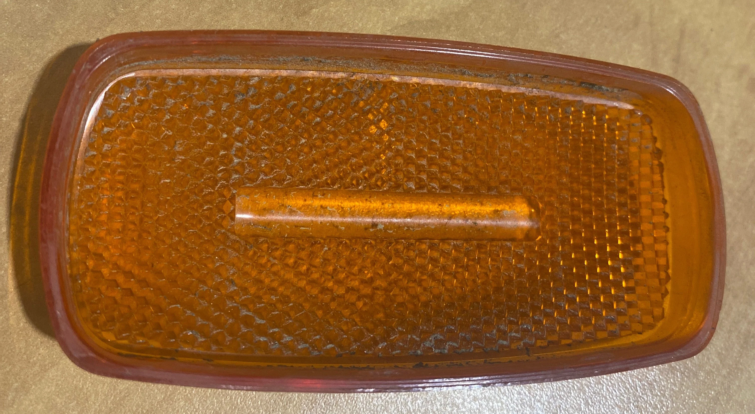 Used Optronics SAE-A-P2-DOT-02 Replacement Lens for Marker Light - Amber - Image 4