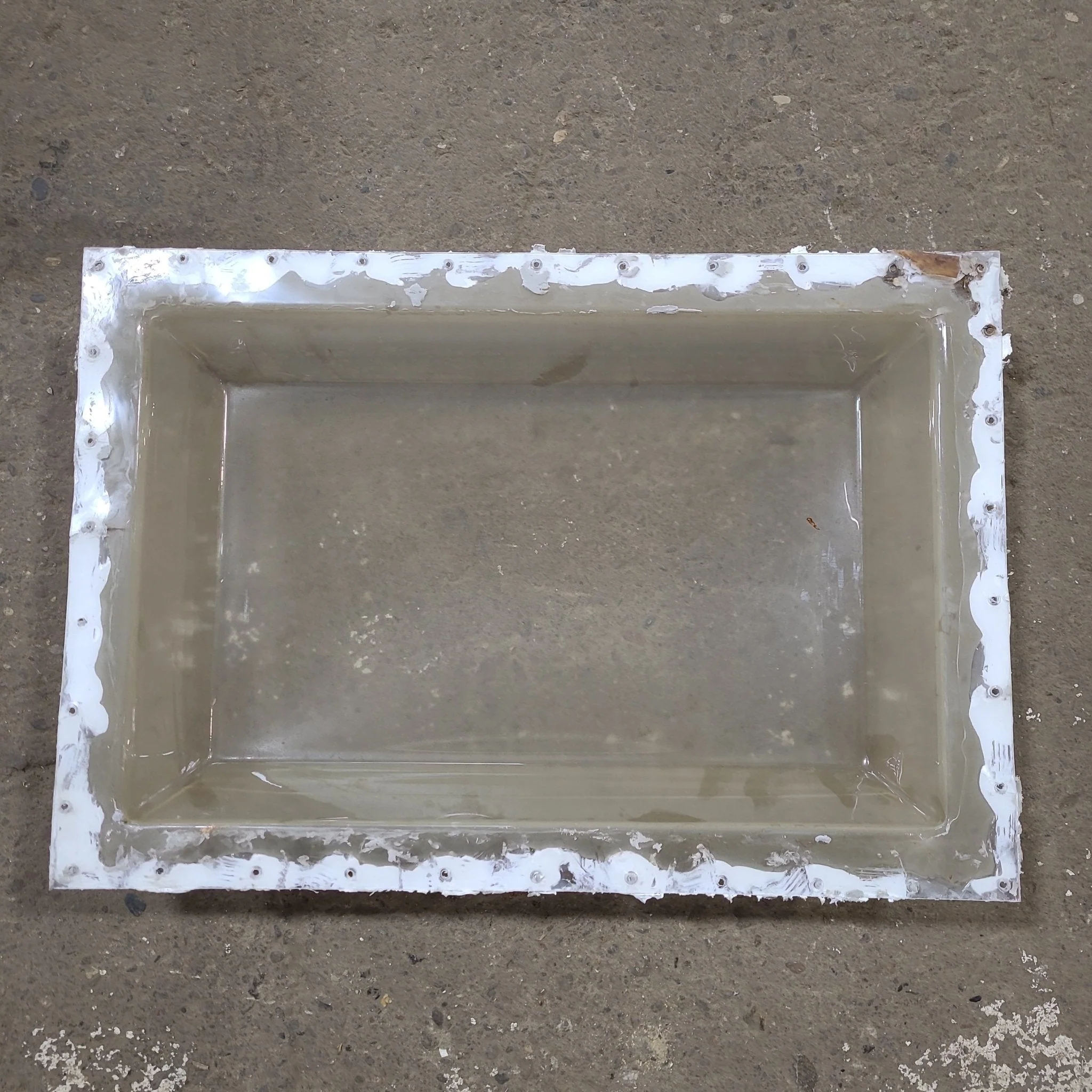 Used Outer Skylight 25 5/8" X 17 5/8"